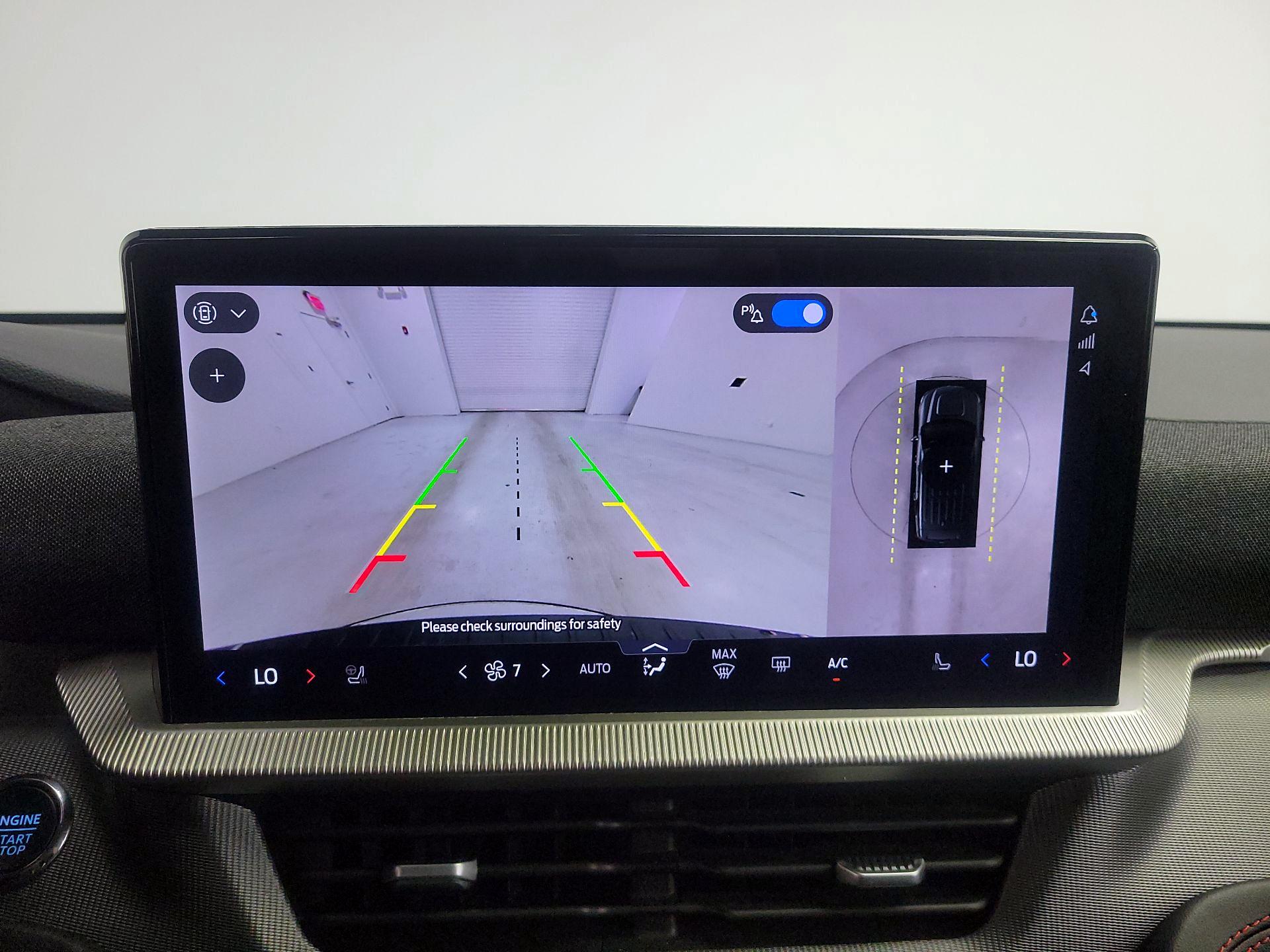 Thumbnail: 2025 Ford Explorer - 15