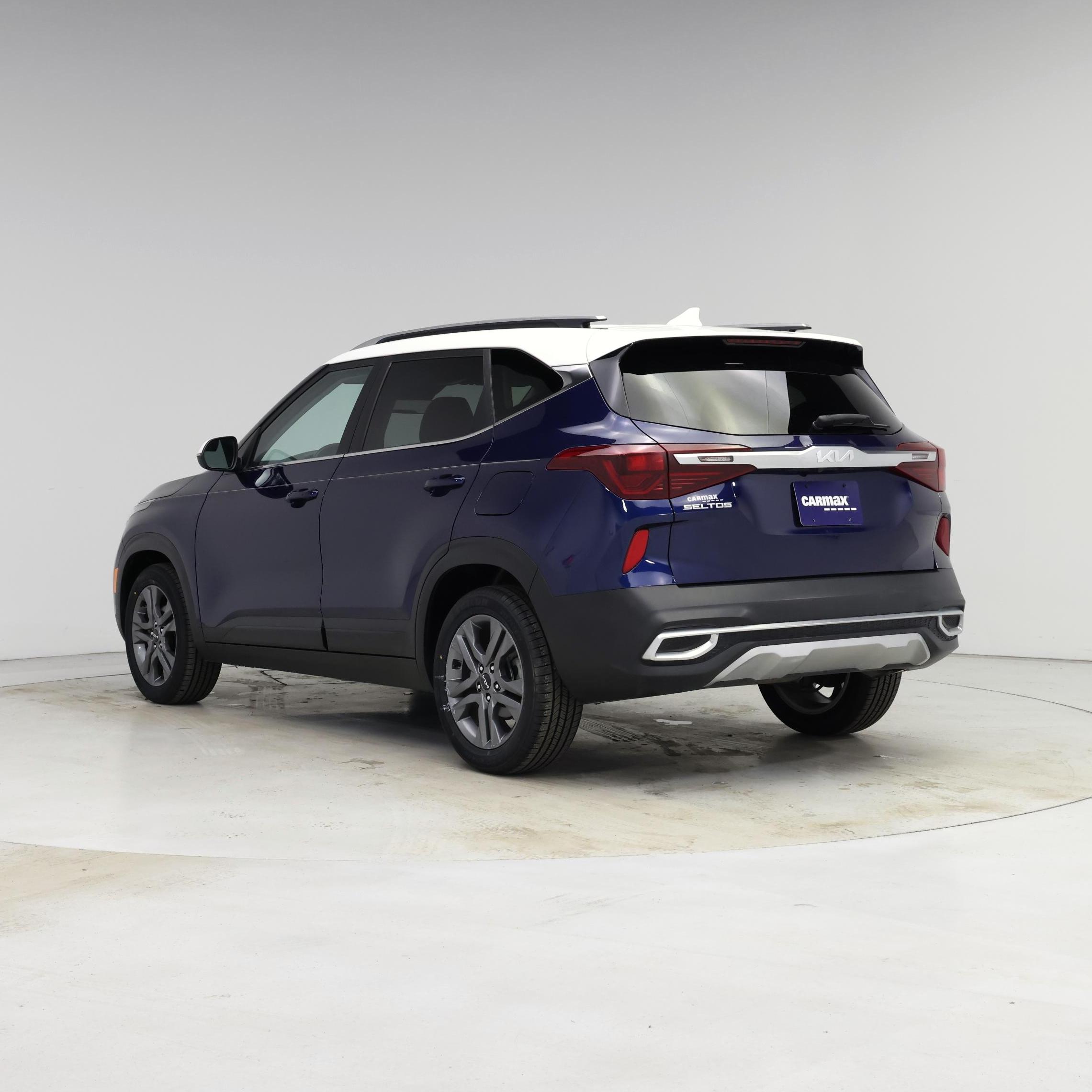 Thumbnail: 2023 Kia Seltos - 2