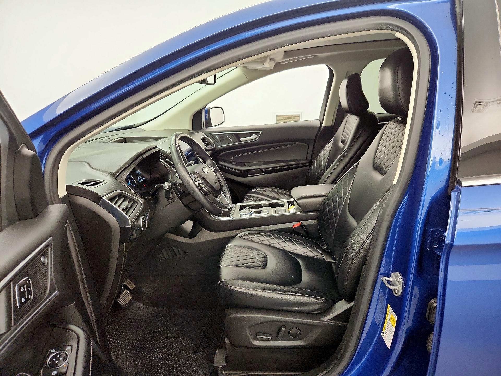 Thumbnail: 2023 Ford Edge - 11