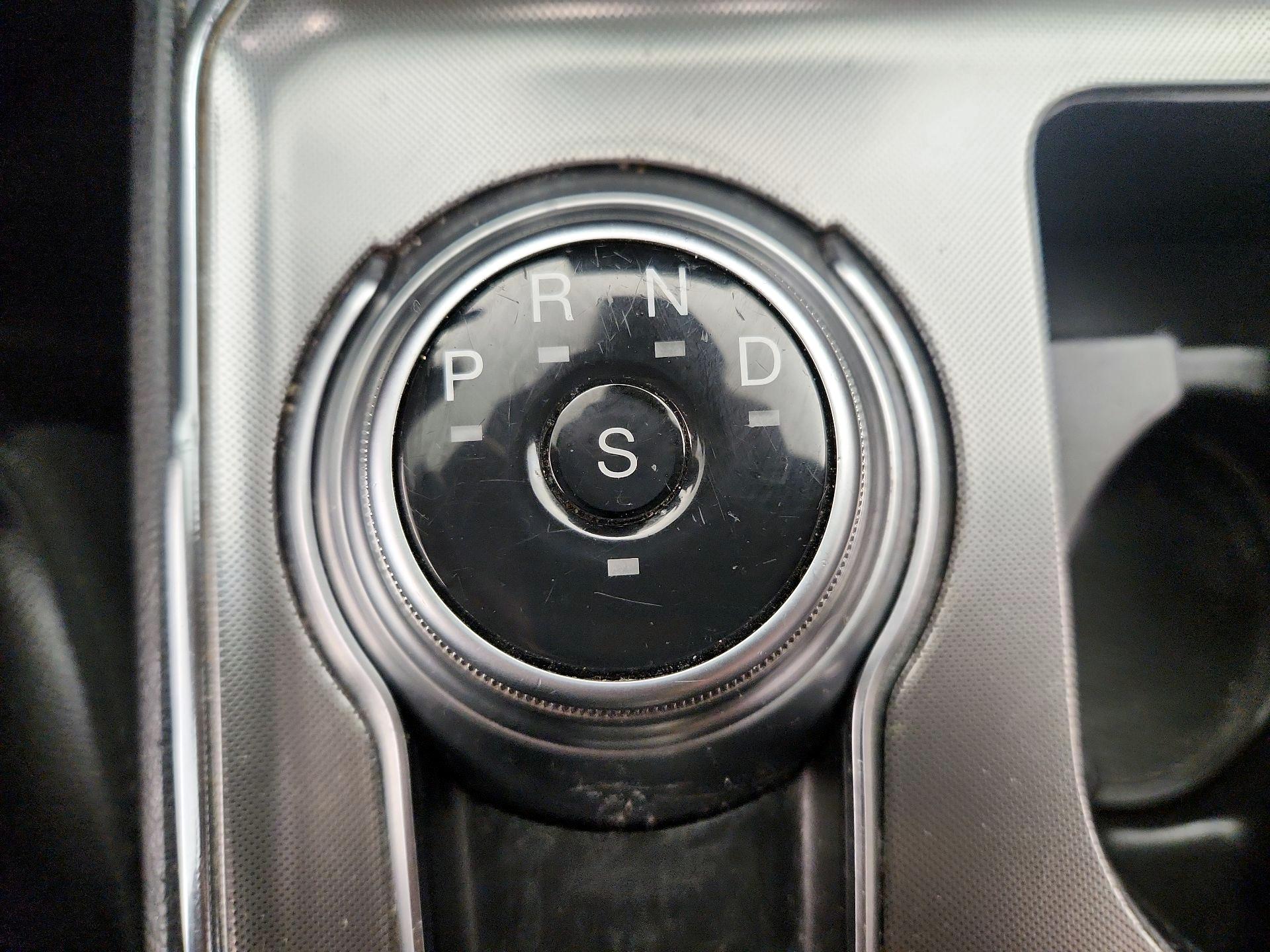 Thumbnail: 2023 Ford Edge - 17