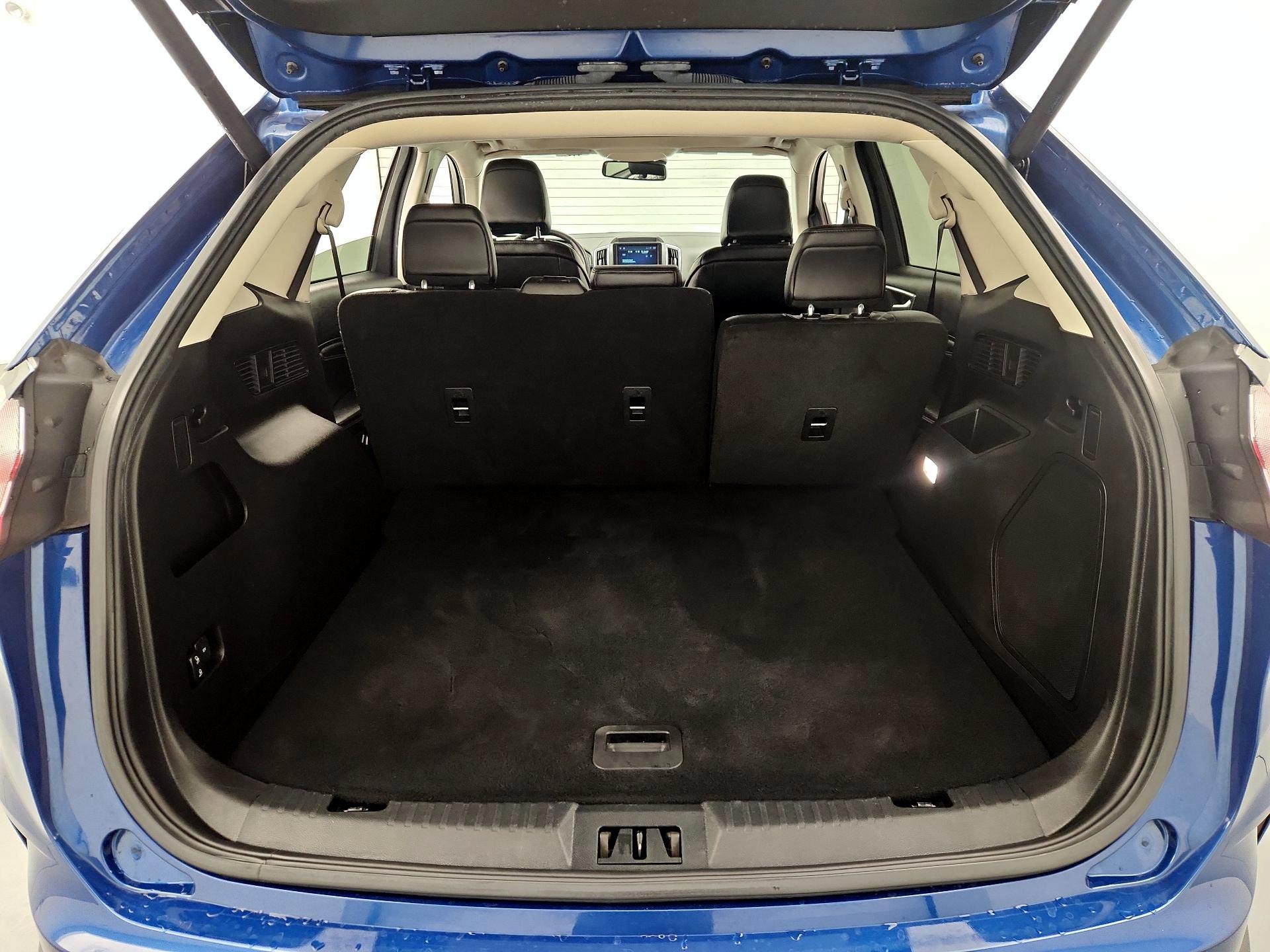 Thumbnail: 2023 Ford Edge - 20