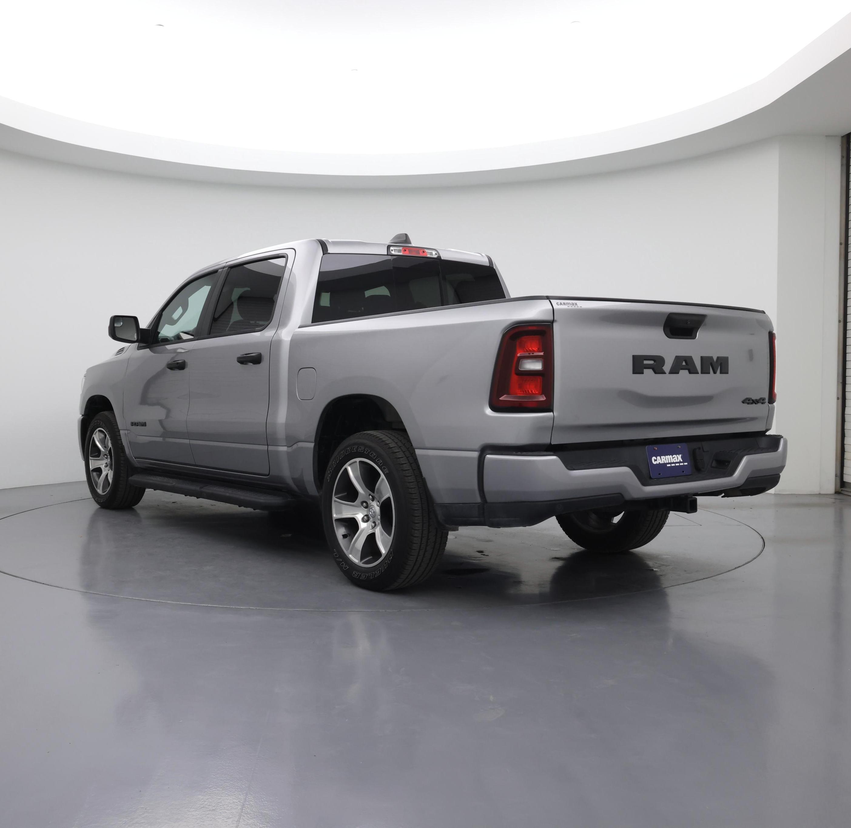 Thumbnail: 2025 RAM 1500 - 2