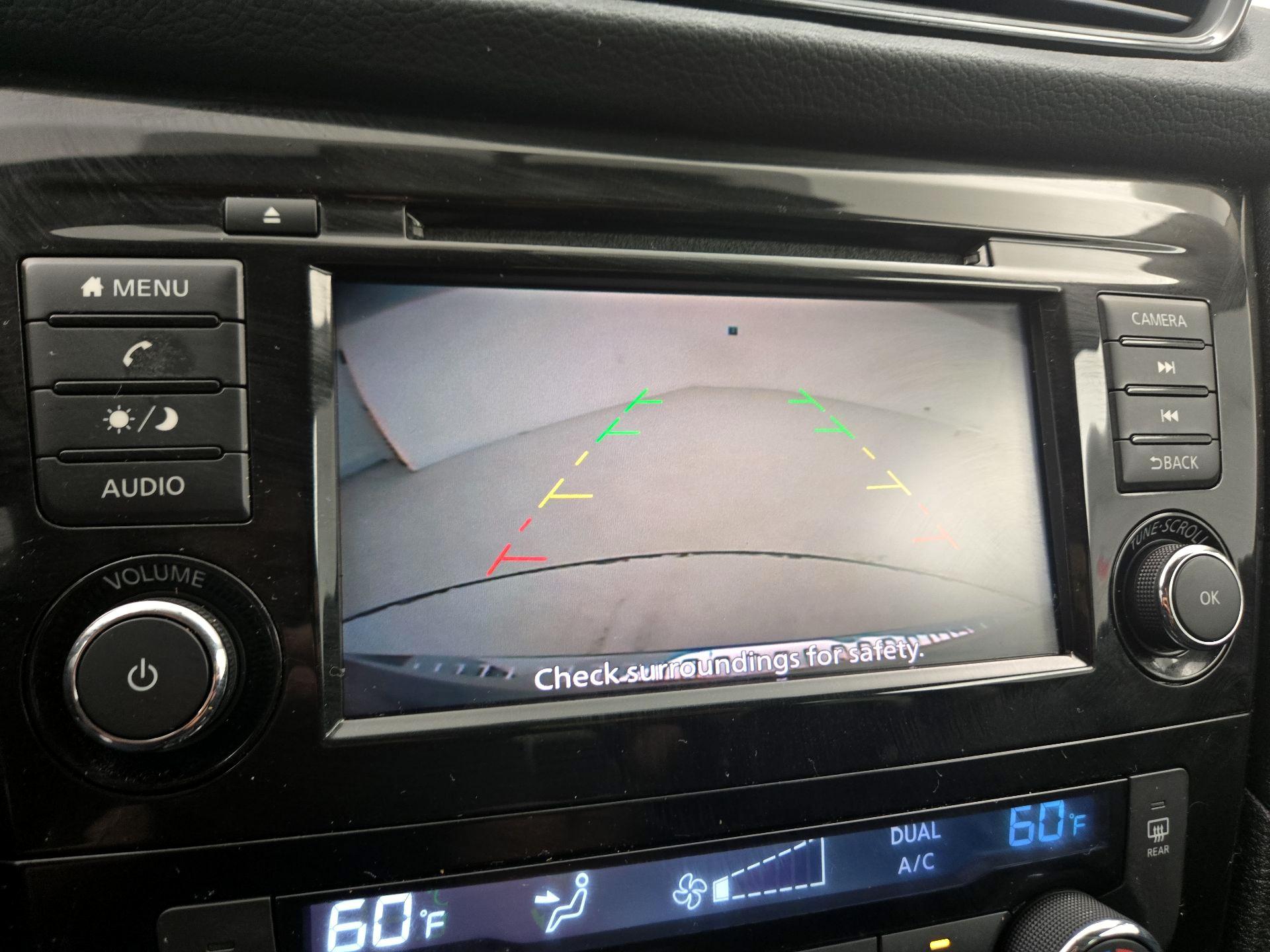 Thumbnail: 2018 Nissan Rogue - 14