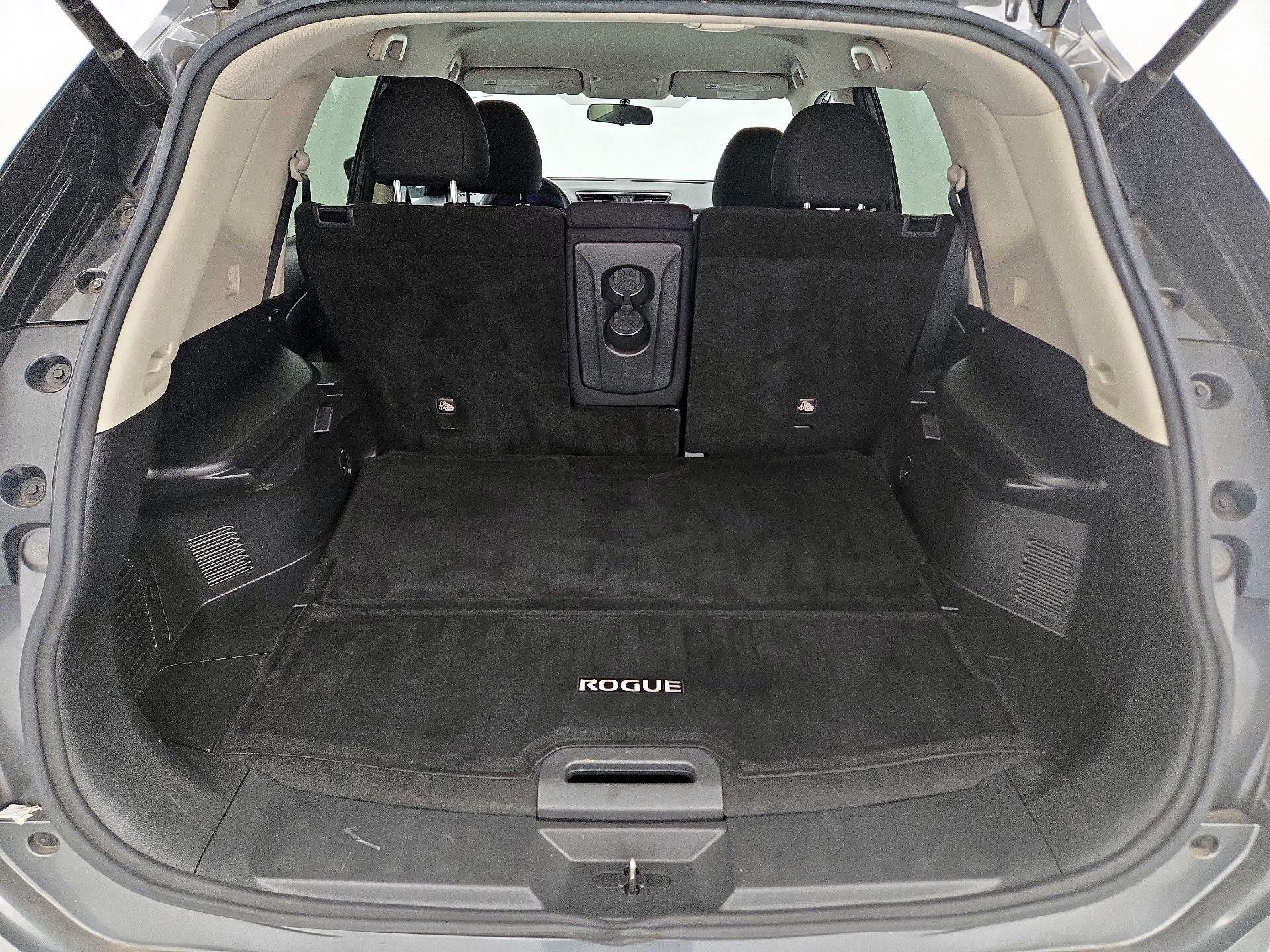 Thumbnail: 2018 Nissan Rogue - 20