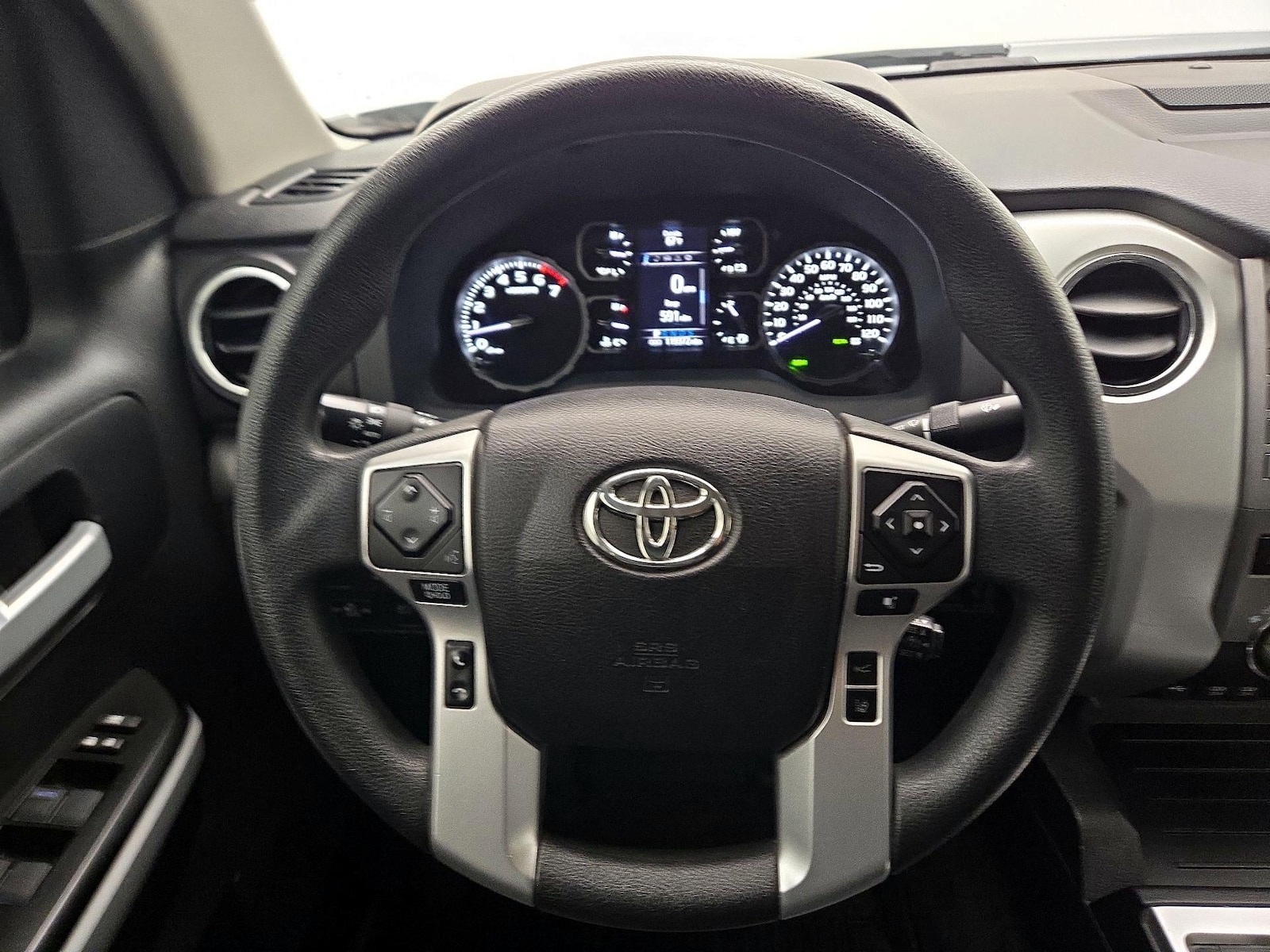 2021 Toyota Tundra SR5 - Photo 11