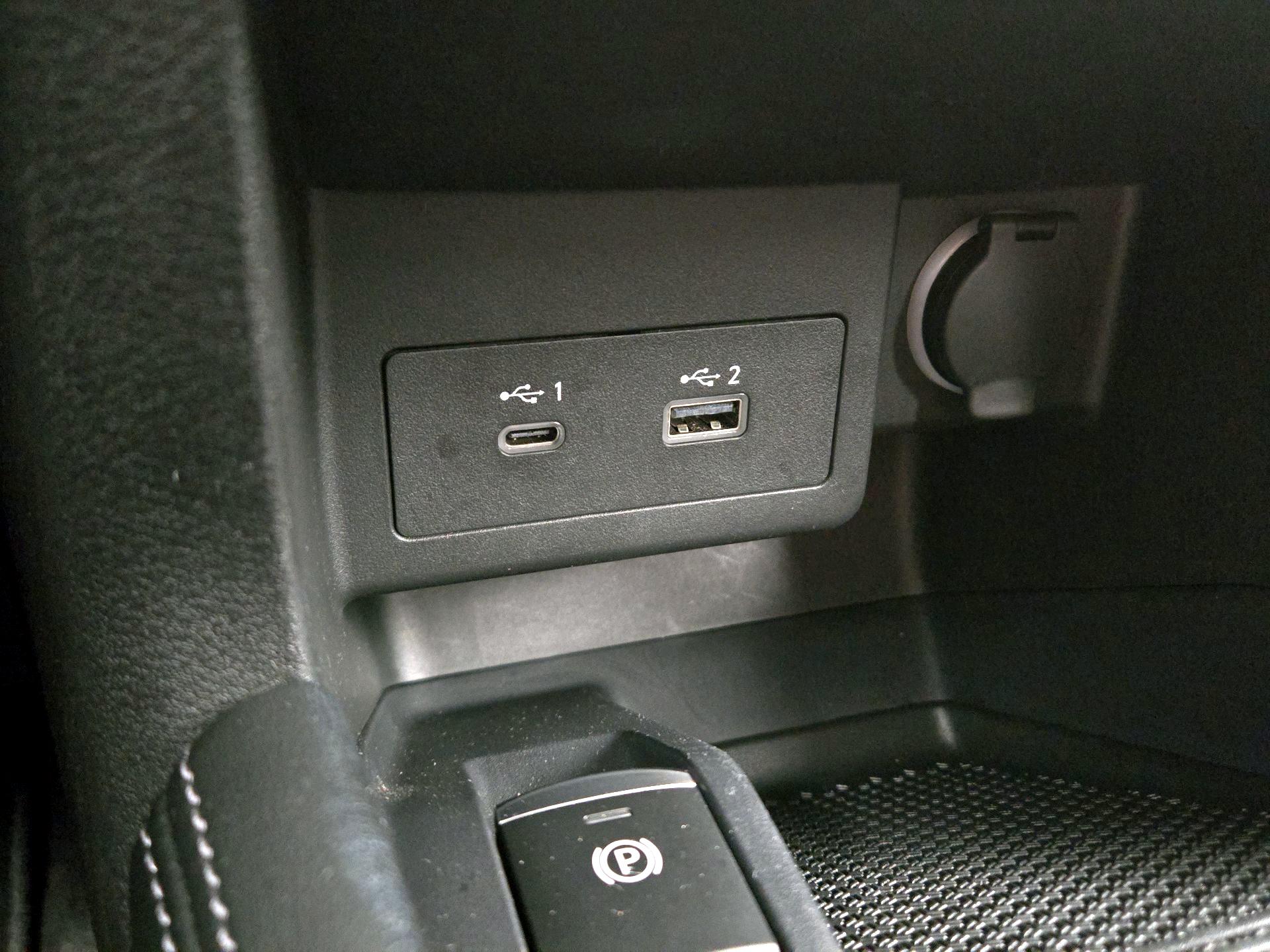 Thumbnail: 2024 Nissan Kicks - 17