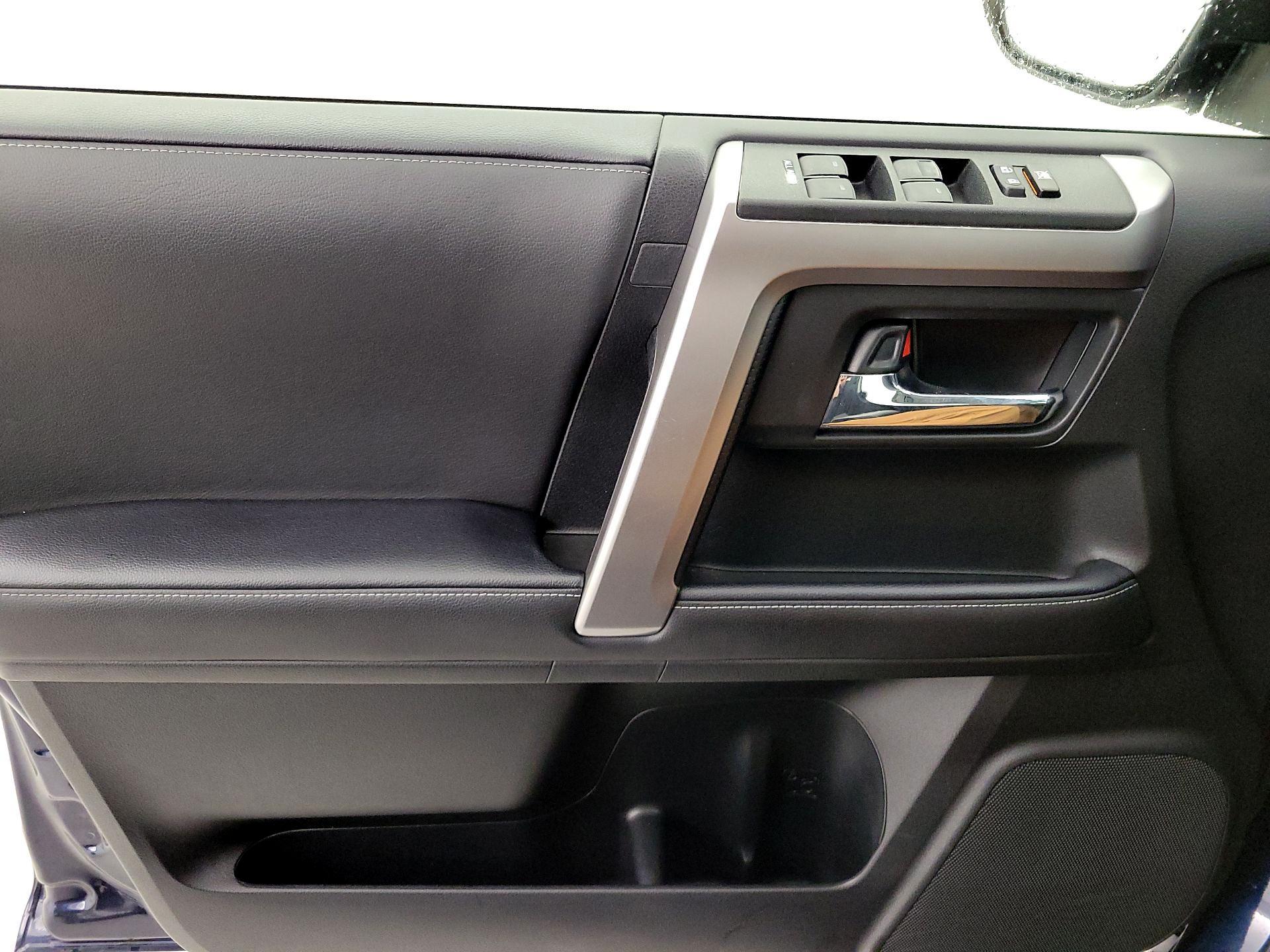 Thumbnail: 2024 Toyota 4Runner - 12