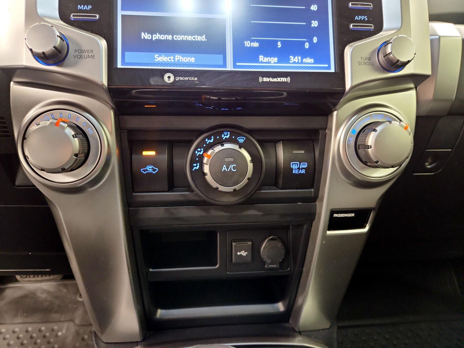 Thumbnail: 2023 Toyota 4Runner - 16