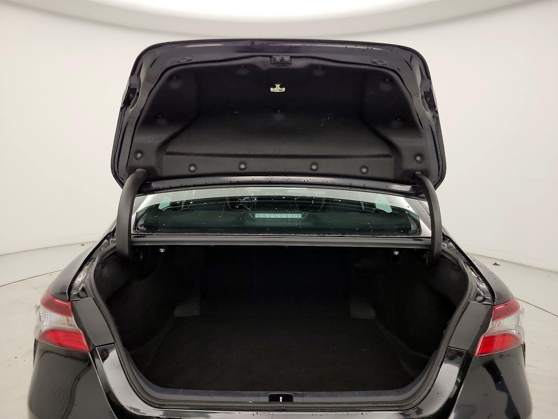 Thumbnail: 2024 Toyota Camry - 20