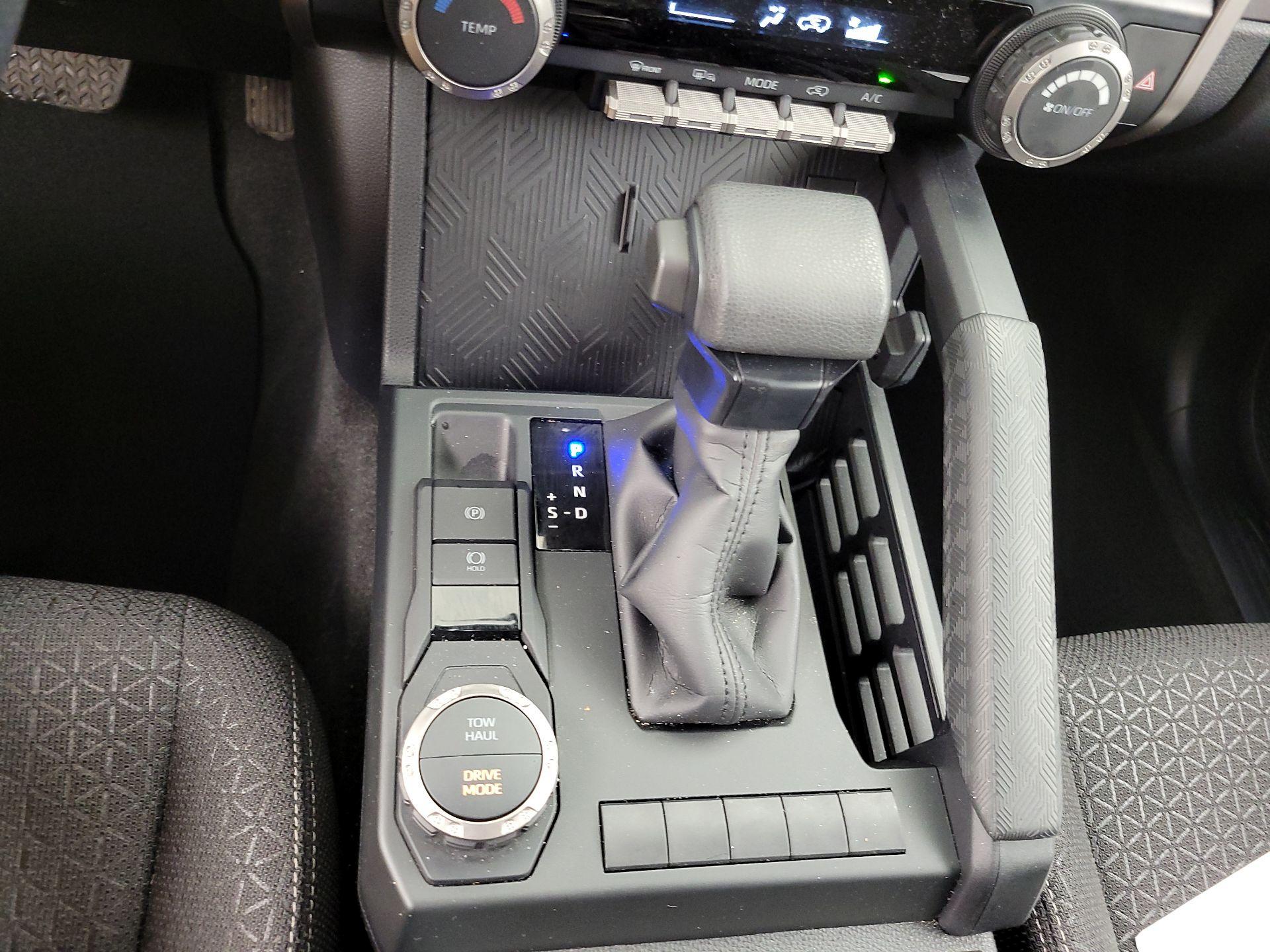 Thumbnail: 2025 Toyota 4Runner - 18