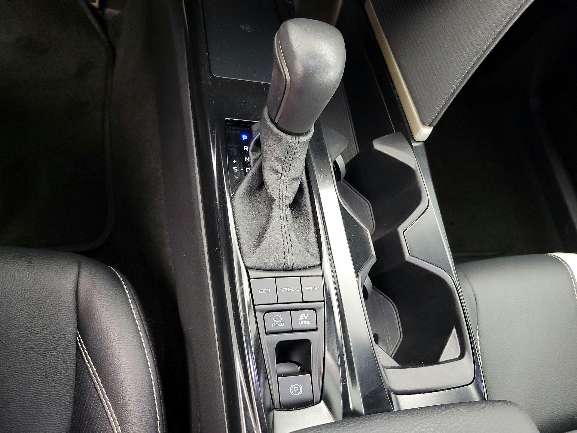 Thumbnail: 2025 Toyota Camry - 17