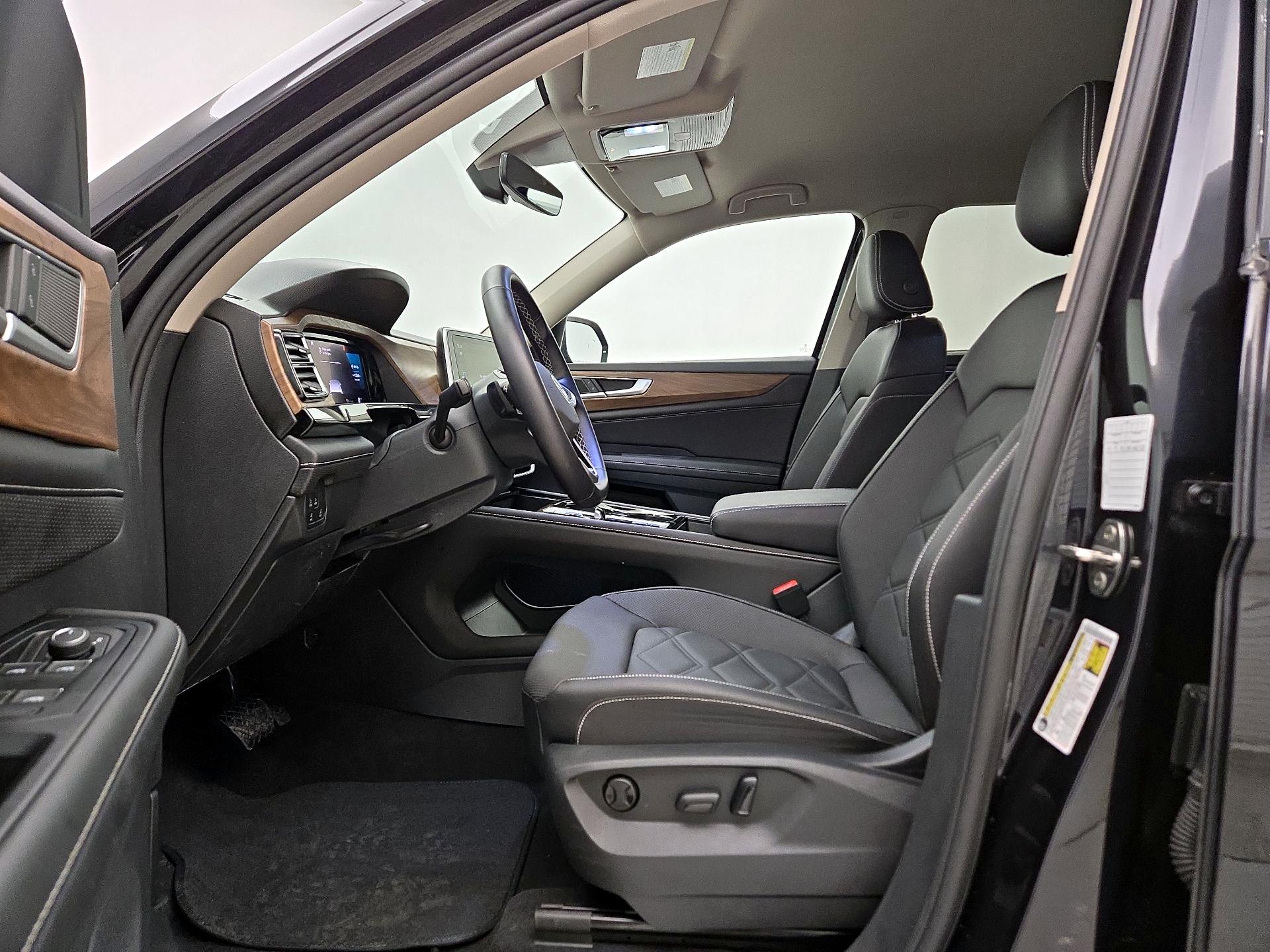 Thumbnail: 2025 Volkswagen Atlas - 11