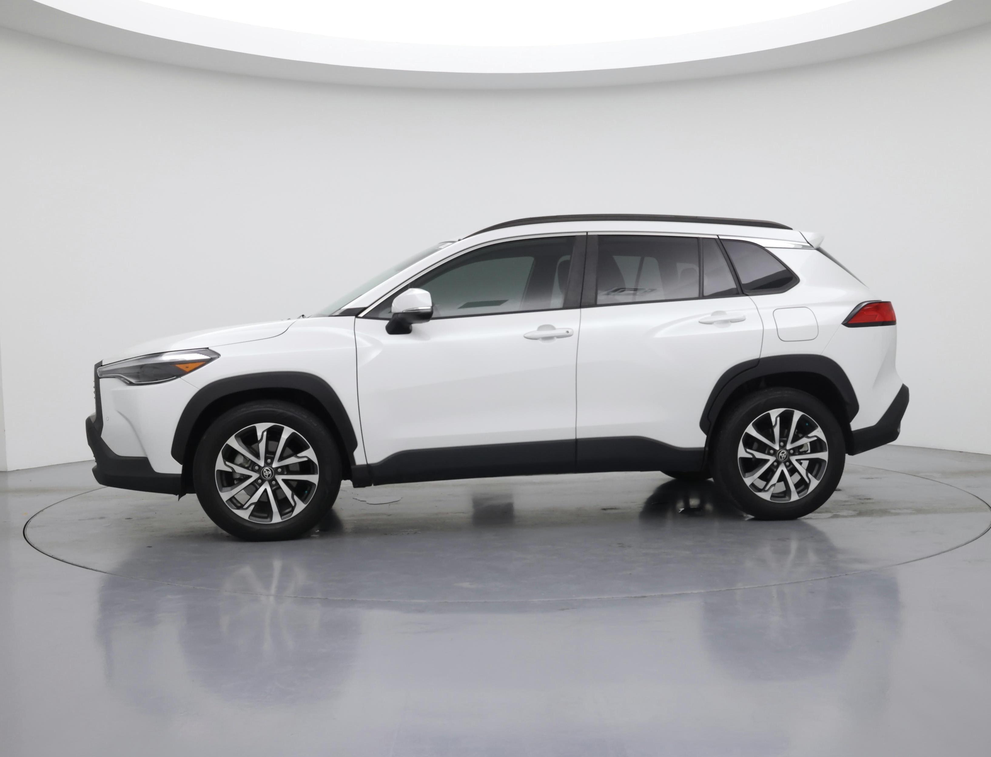 Thumbnail: 2023 Toyota Corolla Cross - 3