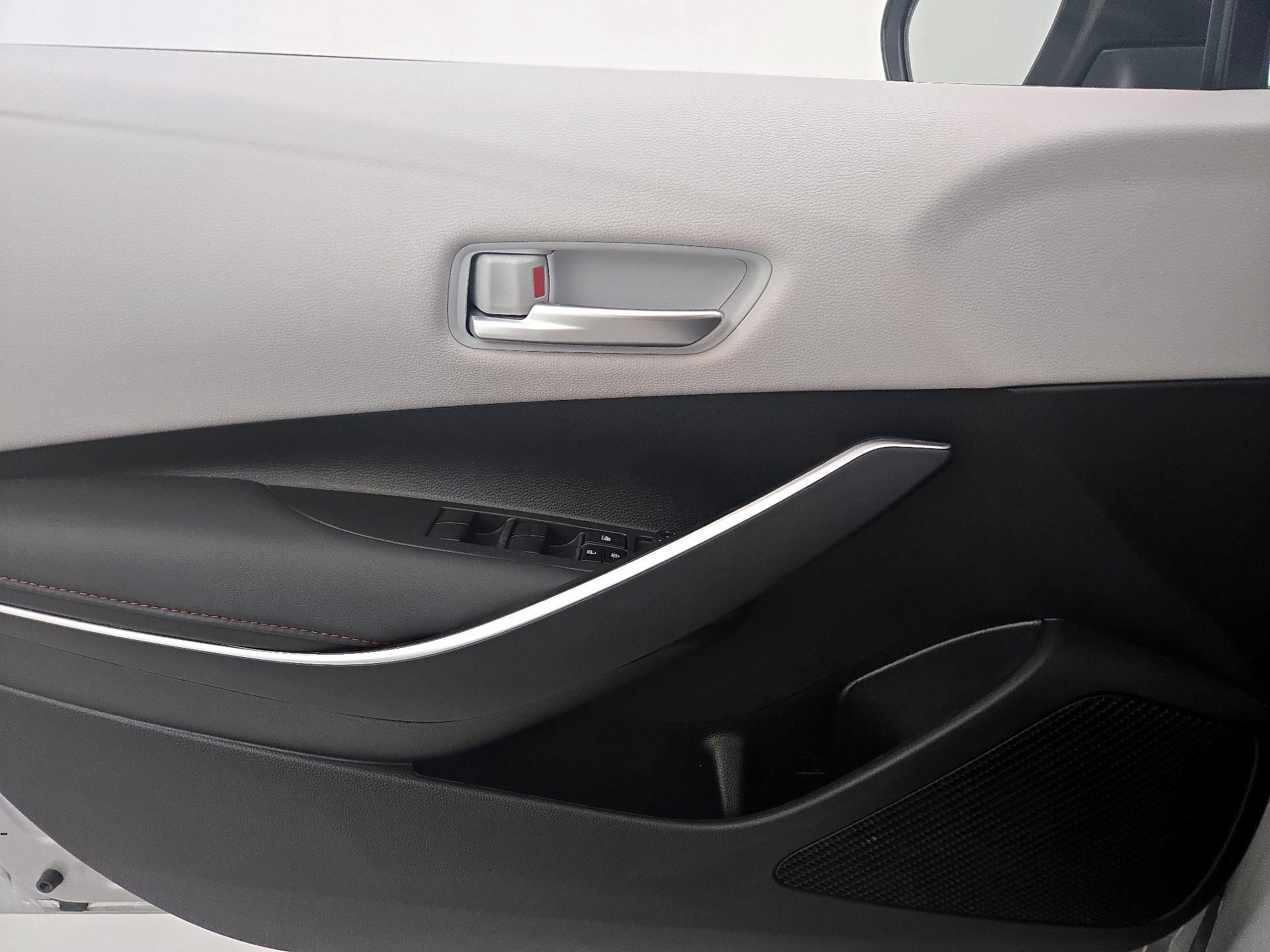 Thumbnail: 2023 Toyota Corolla - 12