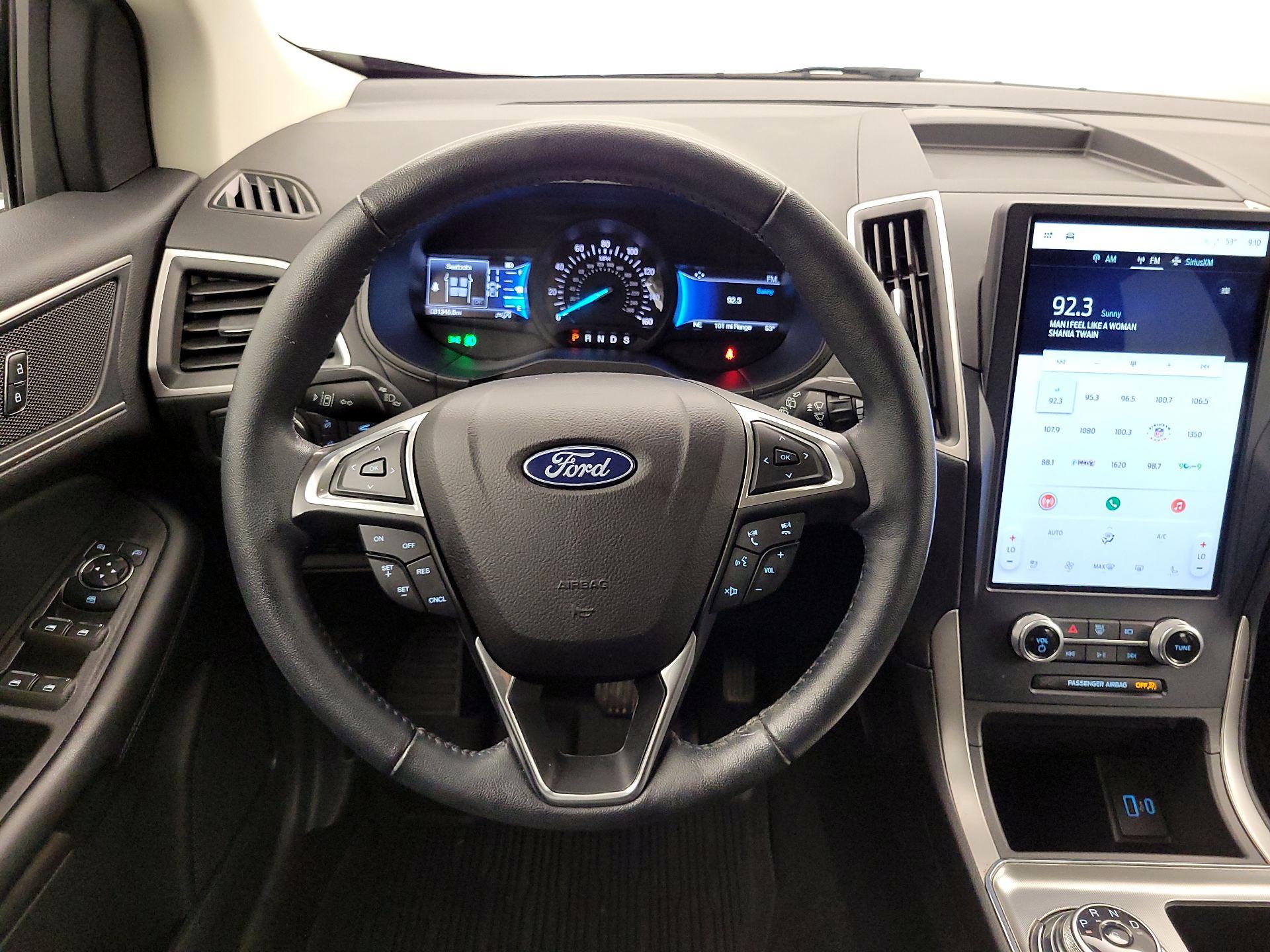 Thumbnail: 2022 Ford Edge - 10