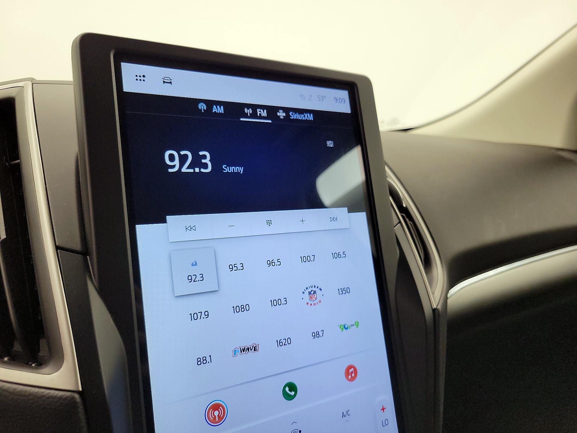 Thumbnail: 2022 Ford Edge - 15