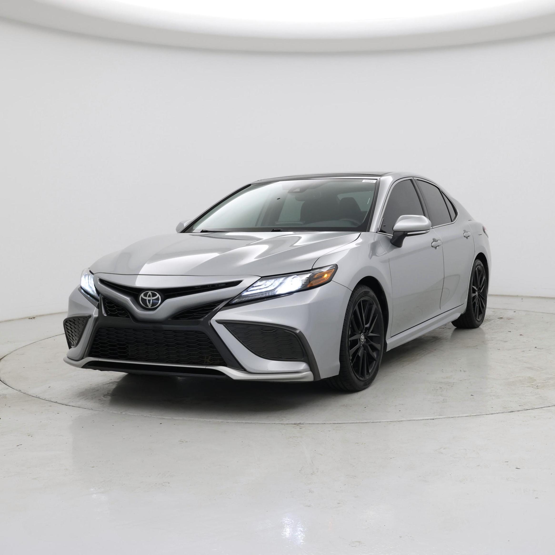 Thumbnail: 2021 Toyota Camry - 4