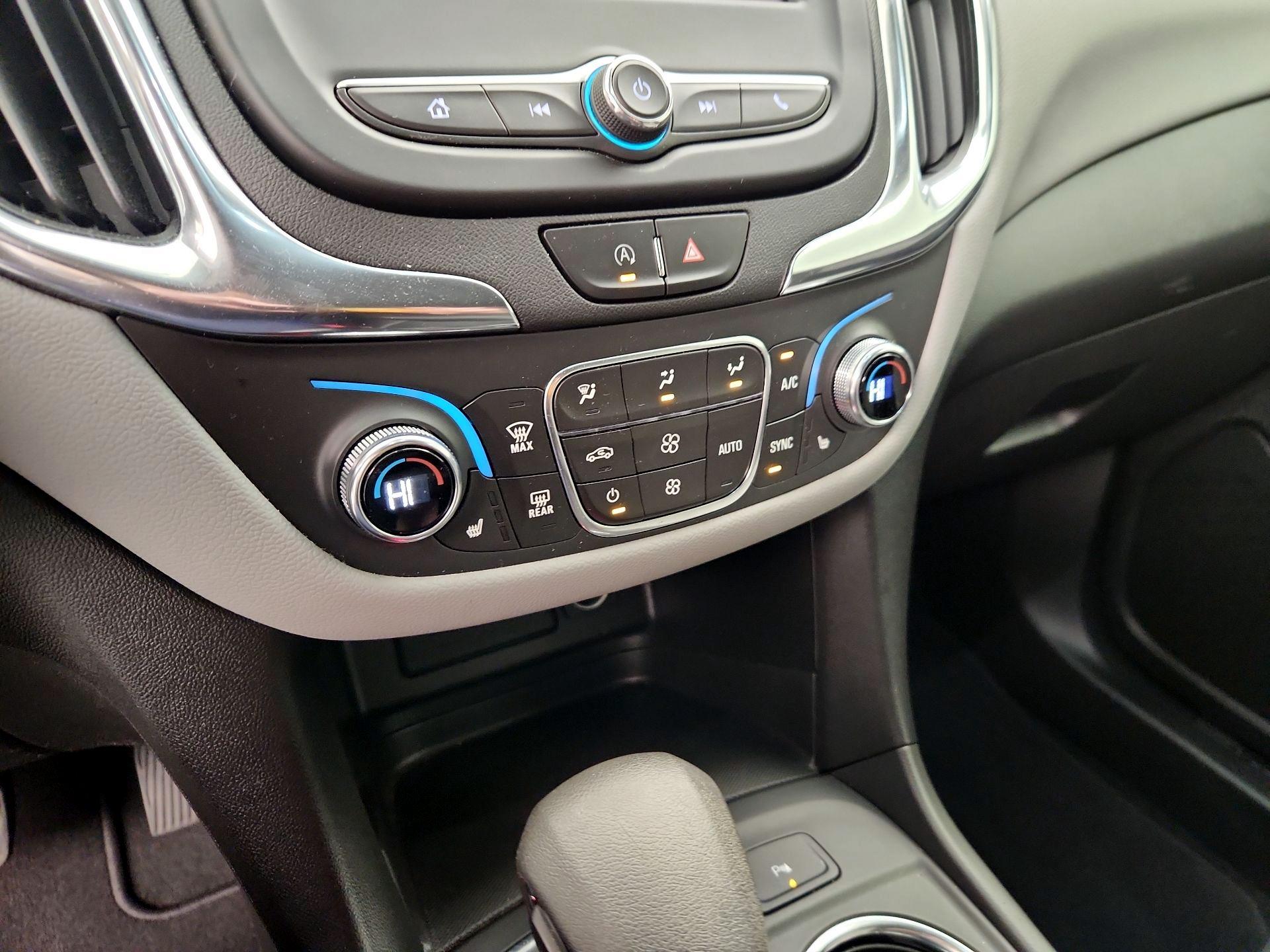 Thumbnail: 2022 Chevrolet Equinox - 16