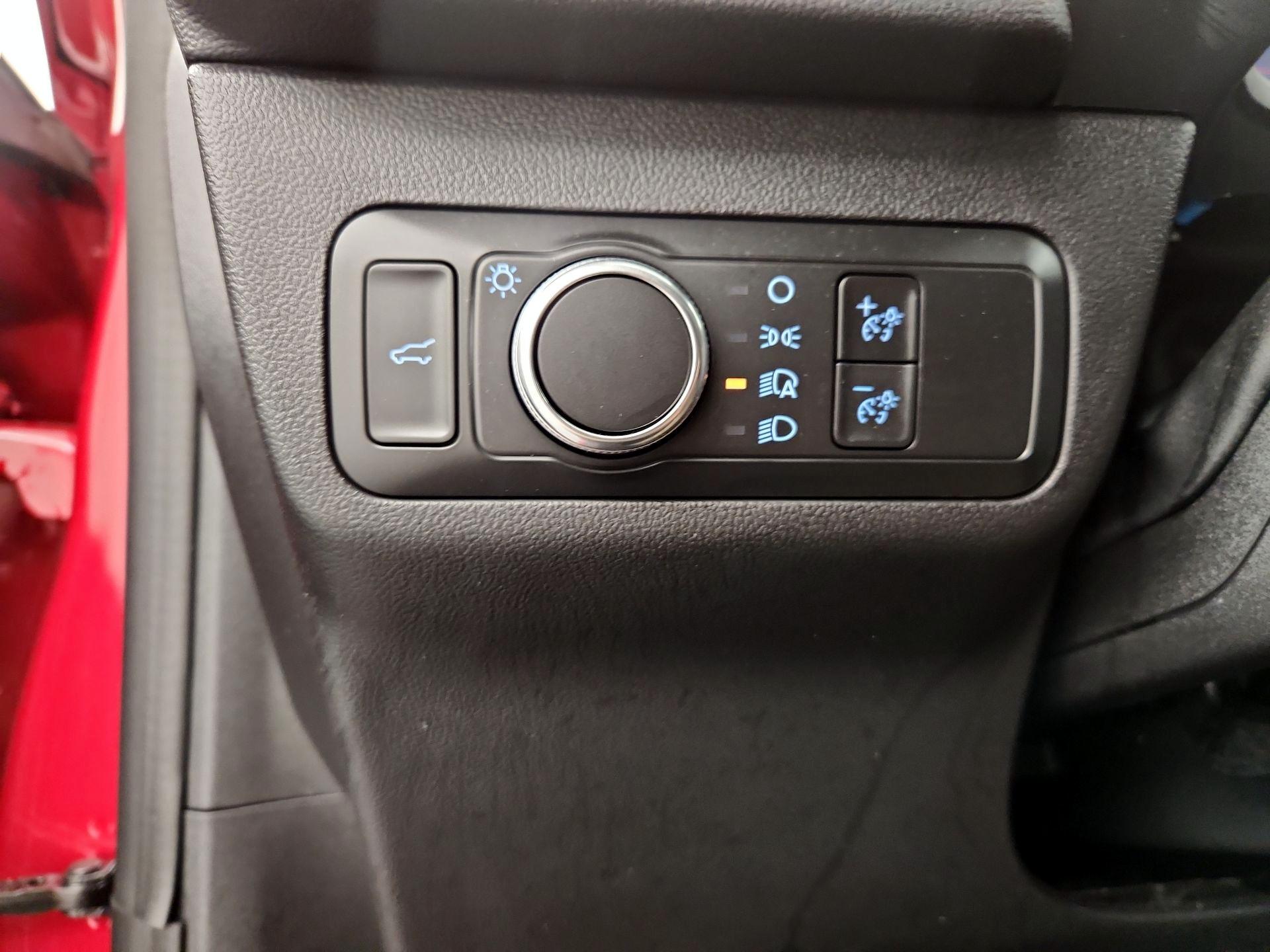 Thumbnail: 2022 Ford Escape - 13