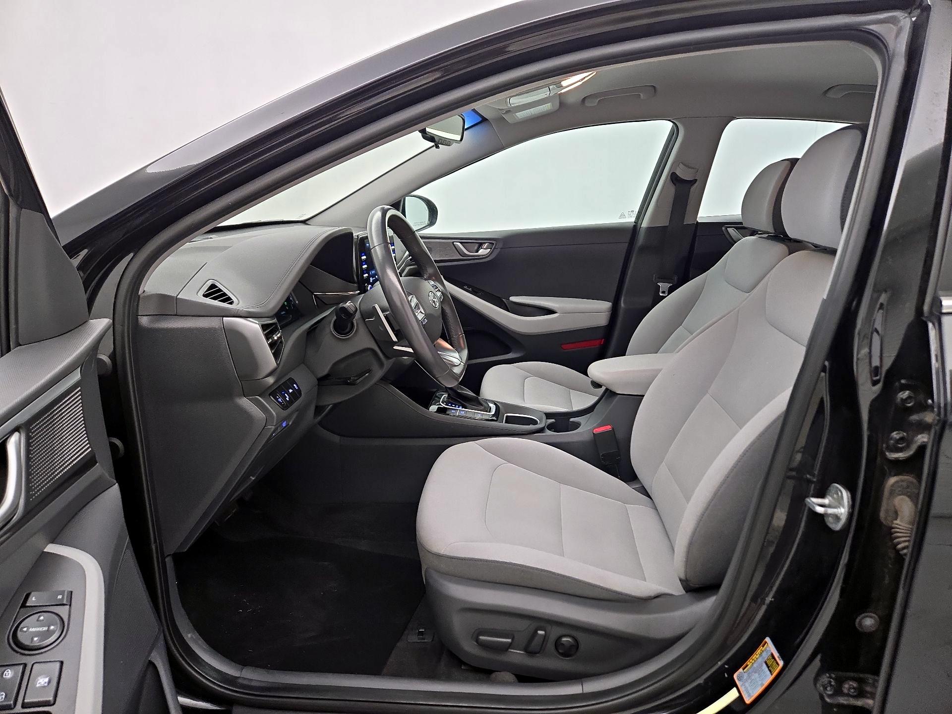 Thumbnail: 2022 Hyundai Ioniq - 11