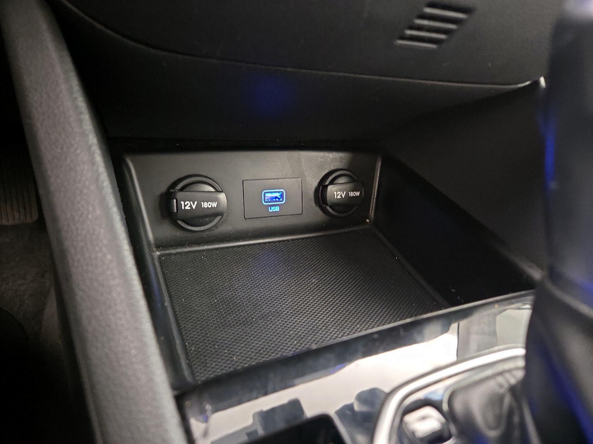 Thumbnail: 2022 Hyundai Ioniq - 18