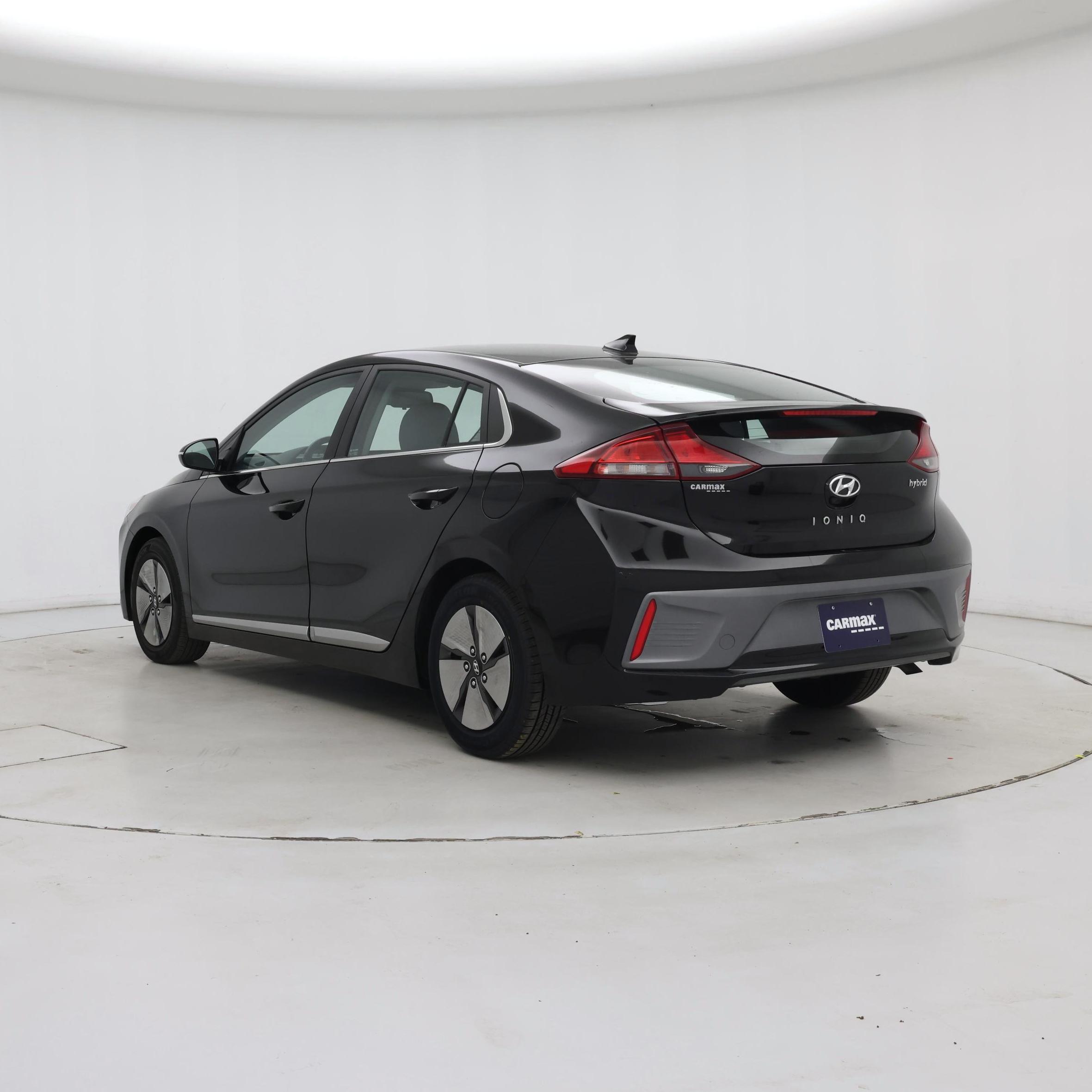 Thumbnail: 2022 Hyundai Ioniq - 2