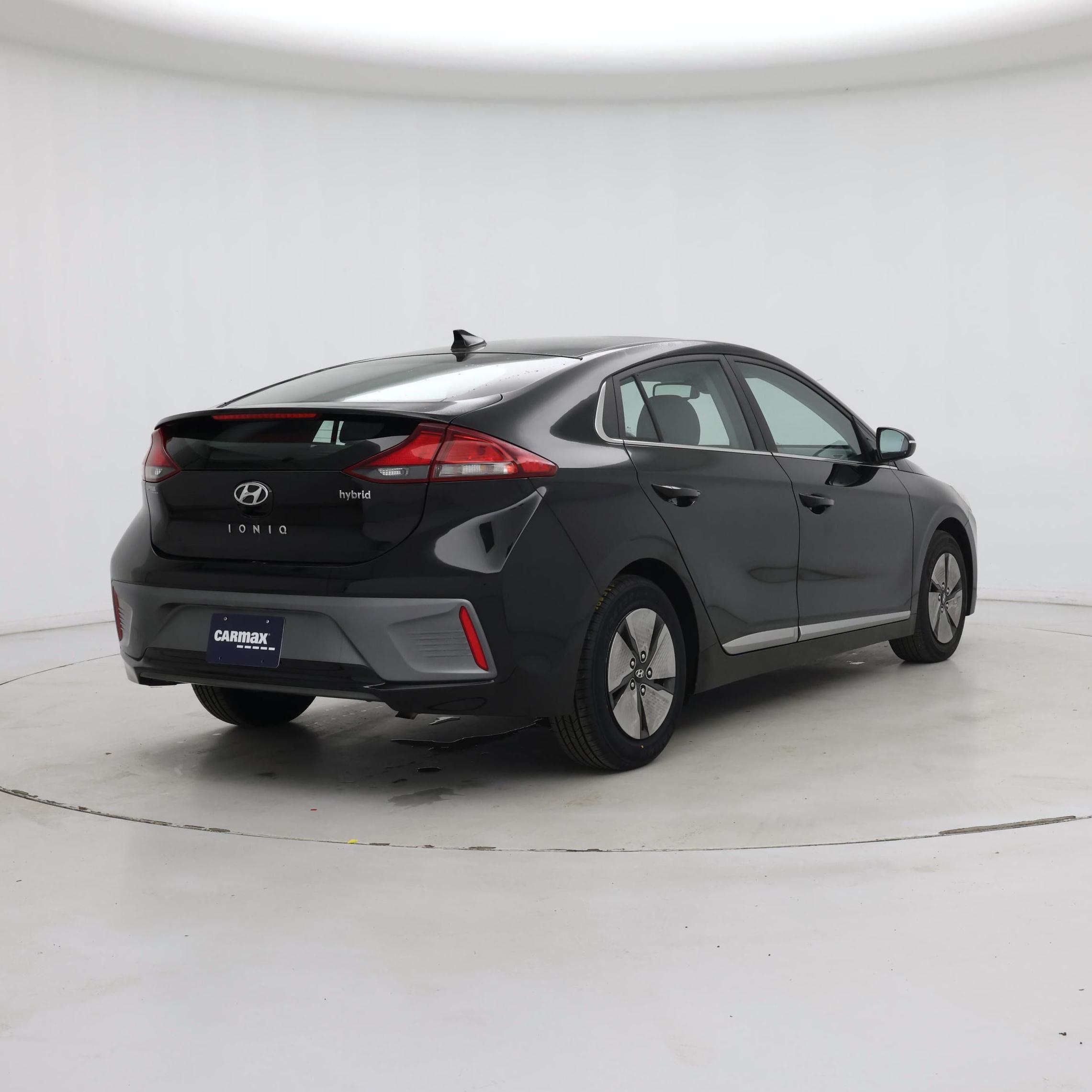 Thumbnail: 2022 Hyundai Ioniq - 8