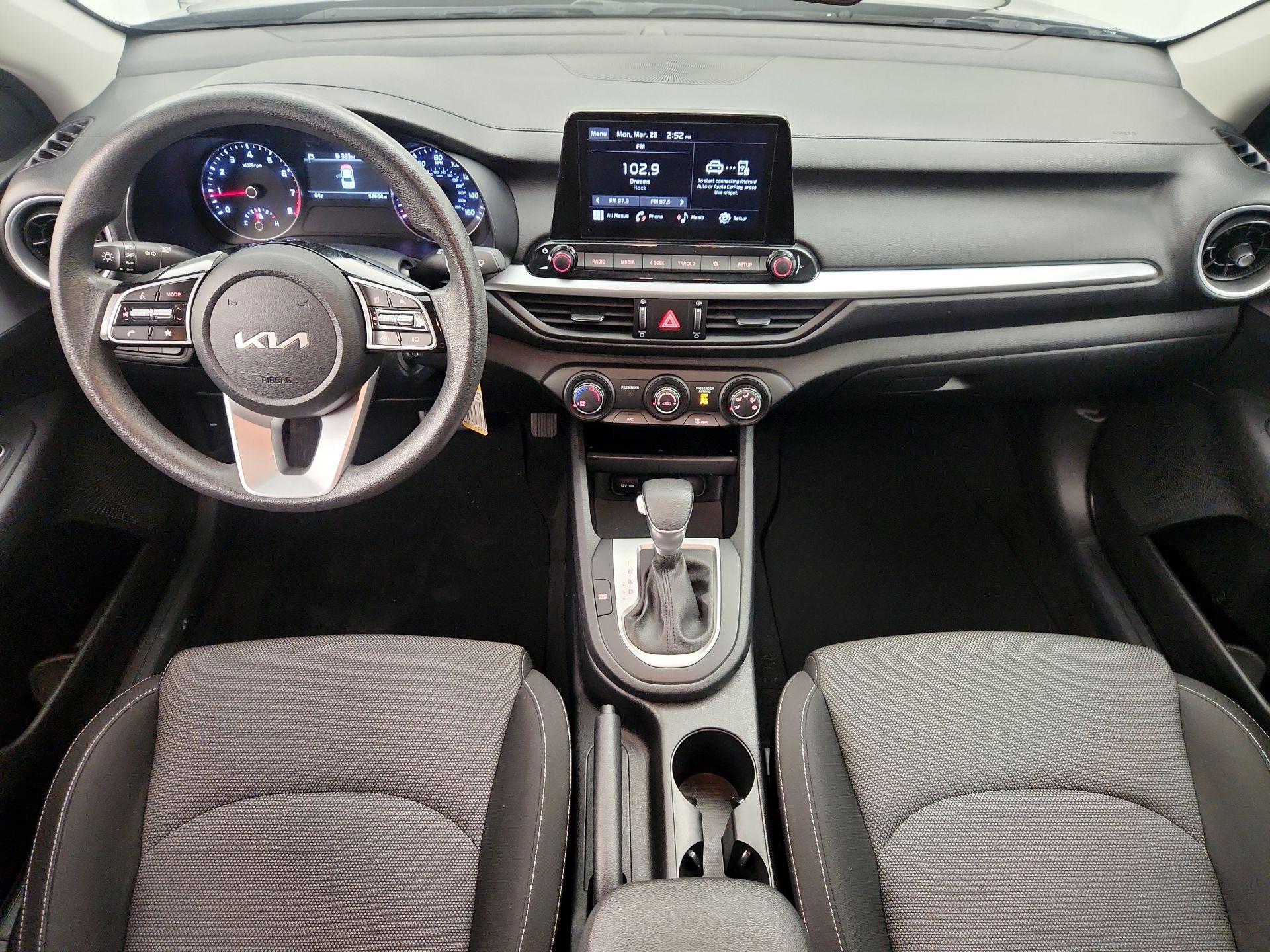 Thumbnail: 2024 Kia Forte - 9