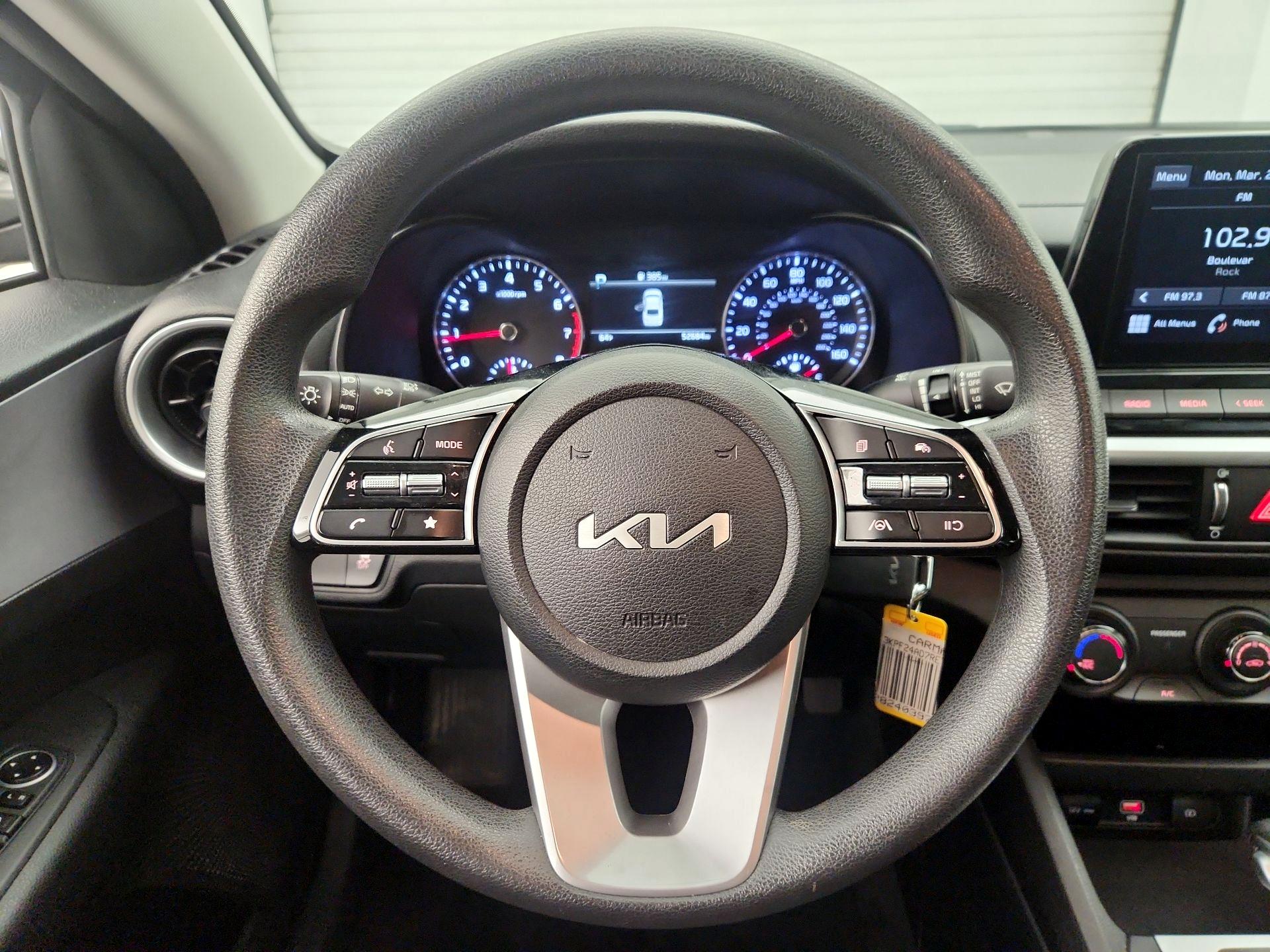 Thumbnail: 2024 Kia Forte - 10