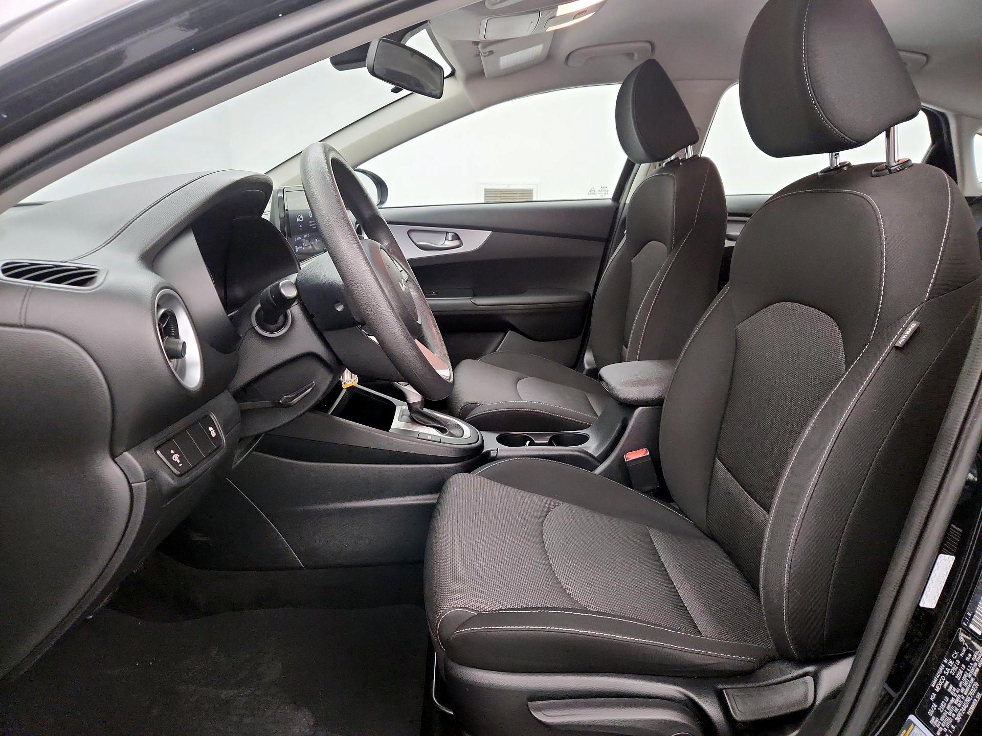 Thumbnail: 2024 Kia Forte - 11