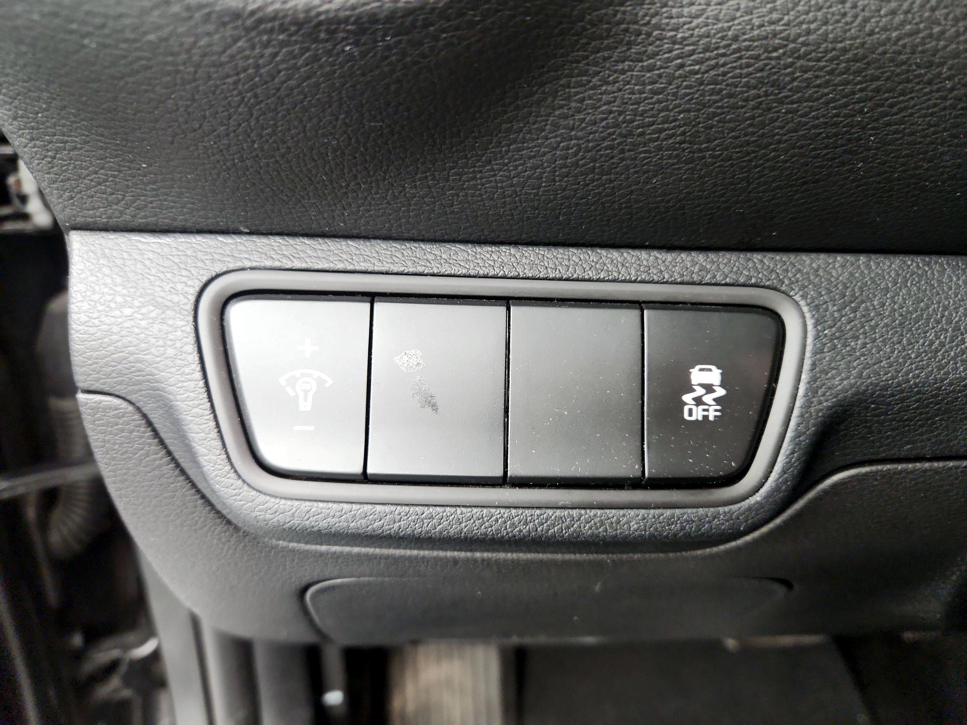 Thumbnail: 2024 Kia Forte - 13