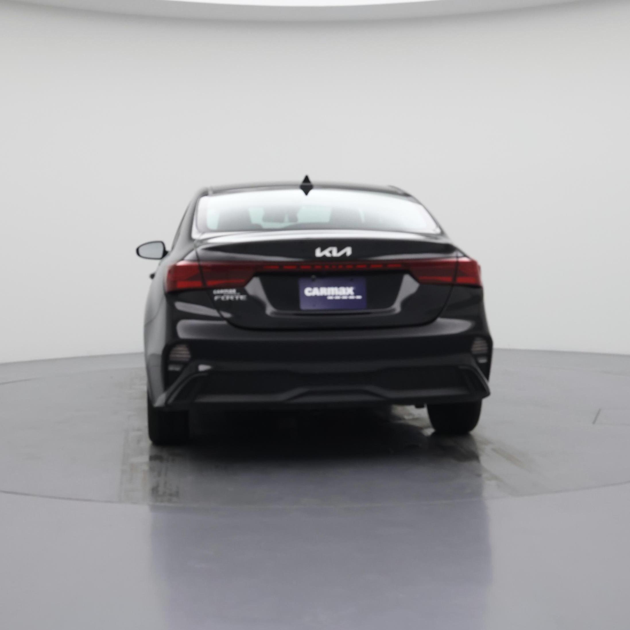 Thumbnail: 2024 Kia Forte - 6