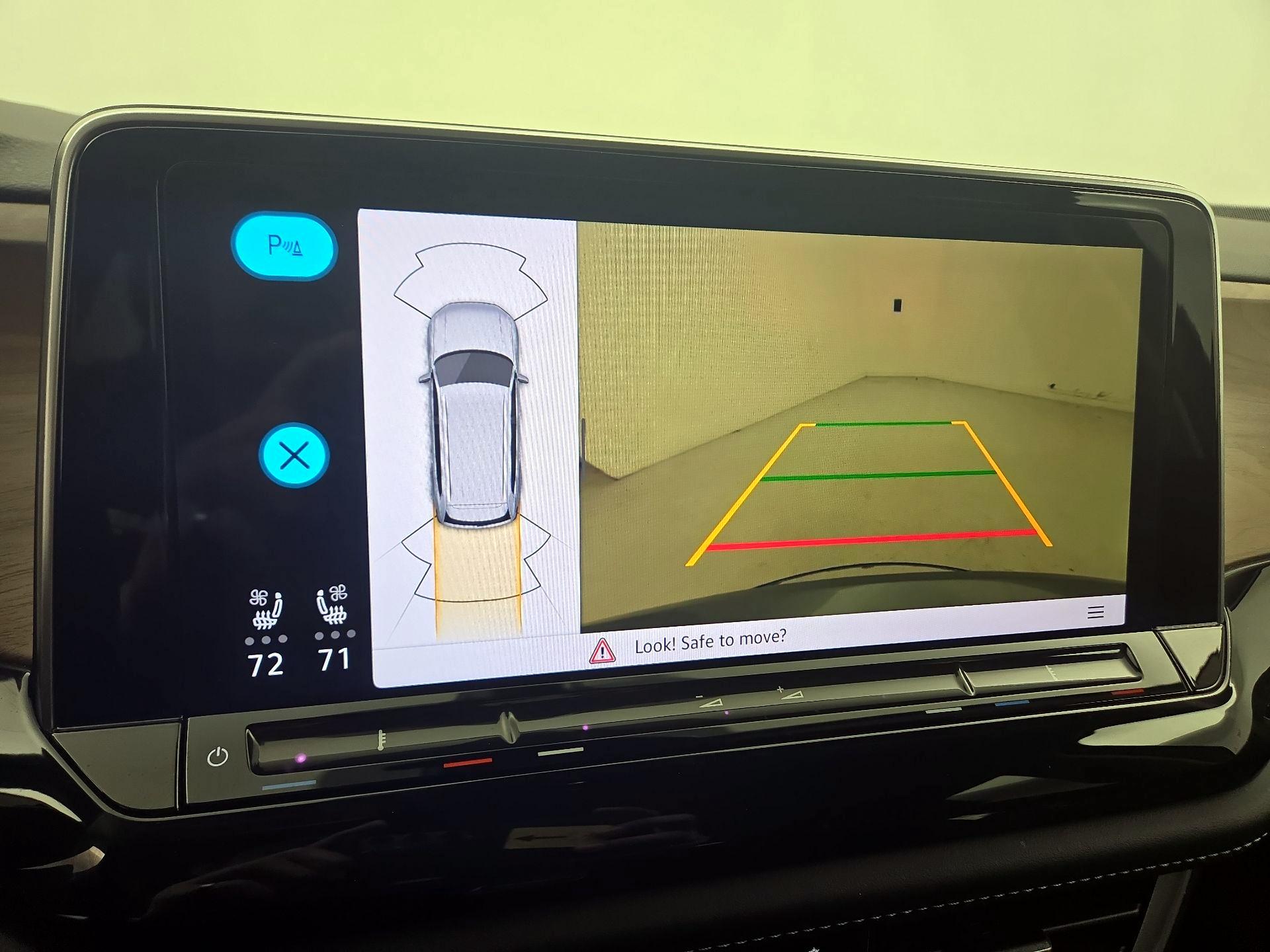 Thumbnail: 2024 Volkswagen Atlas - 15