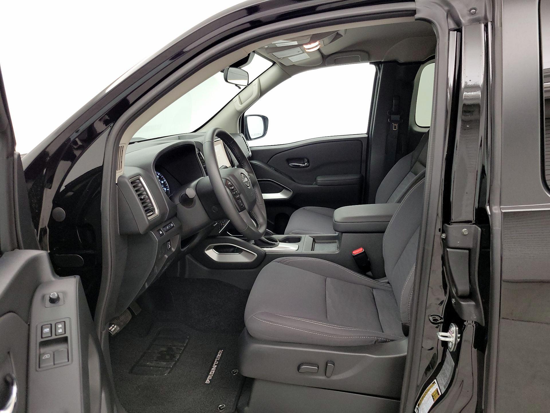 Thumbnail: 2024 Nissan Frontier - 11