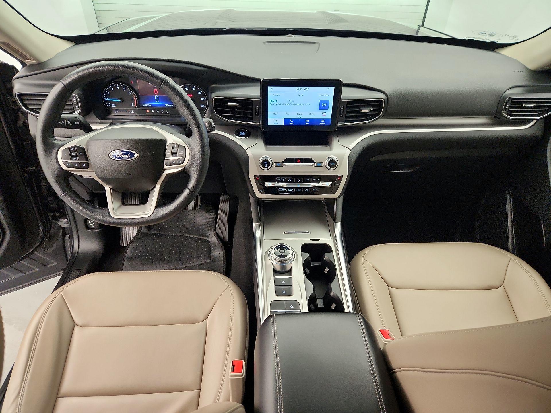 Thumbnail: 2022 Ford Explorer - 9