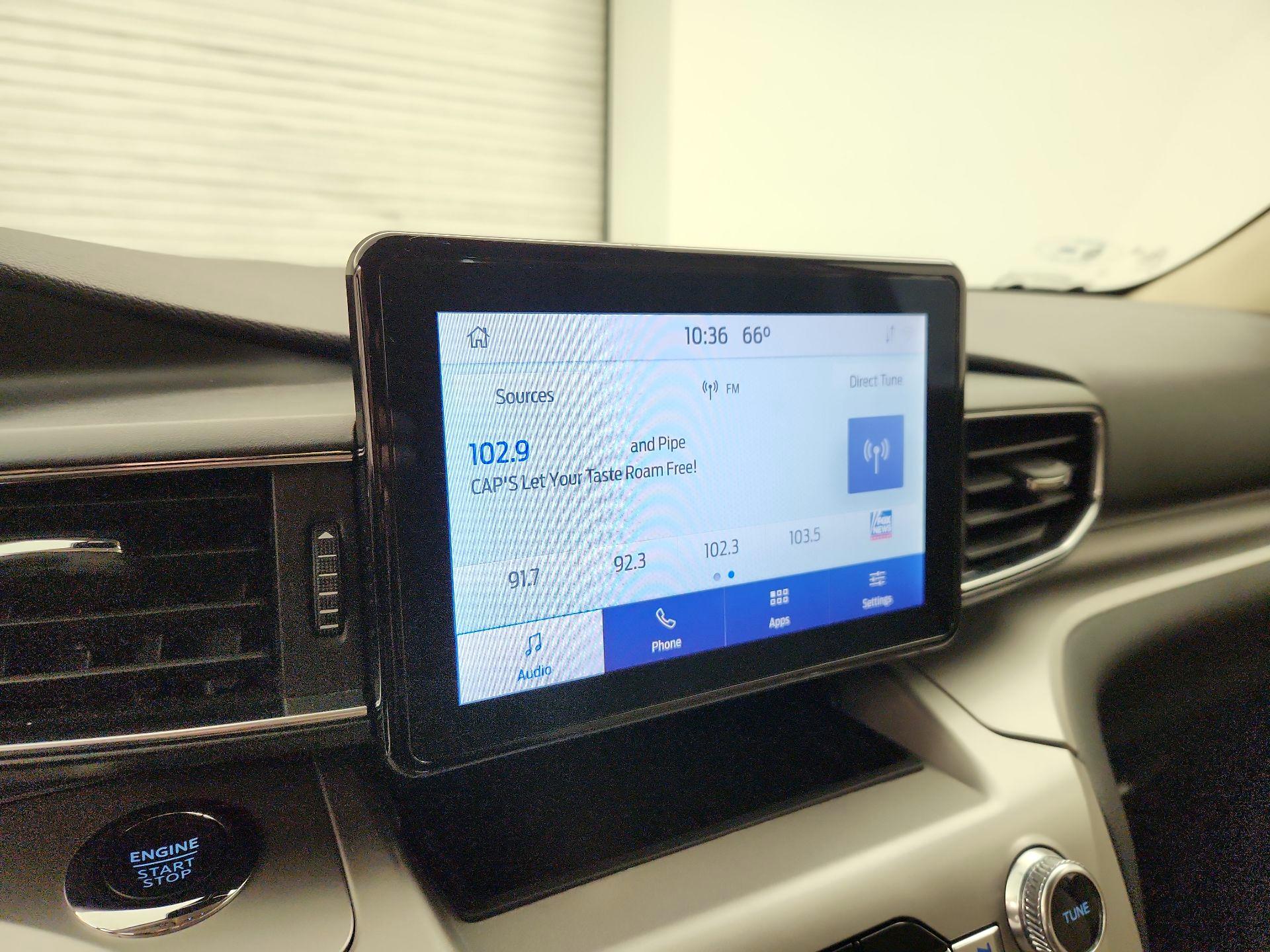 Thumbnail: 2022 Ford Explorer - 15