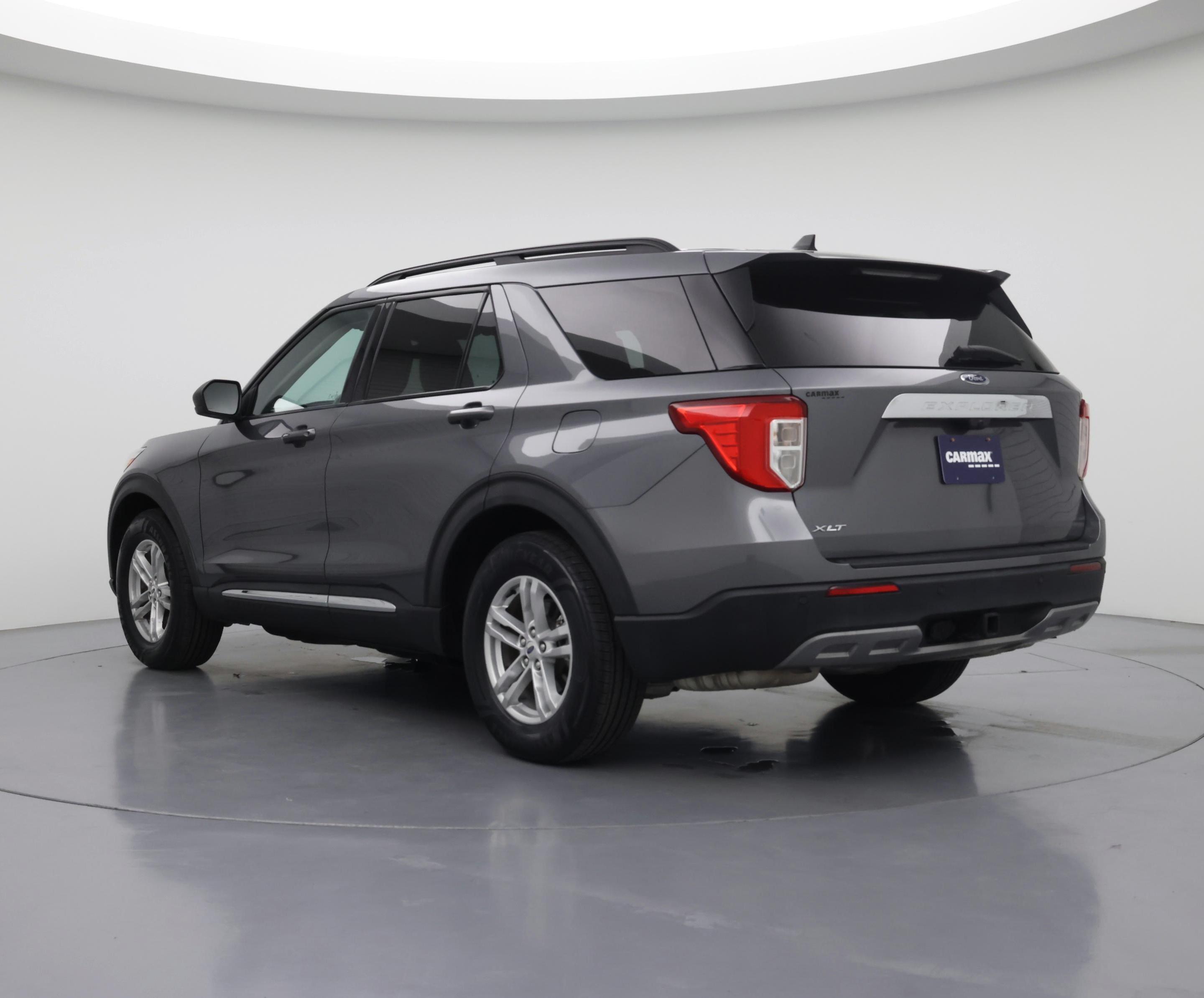 Thumbnail: 2022 Ford Explorer - 2