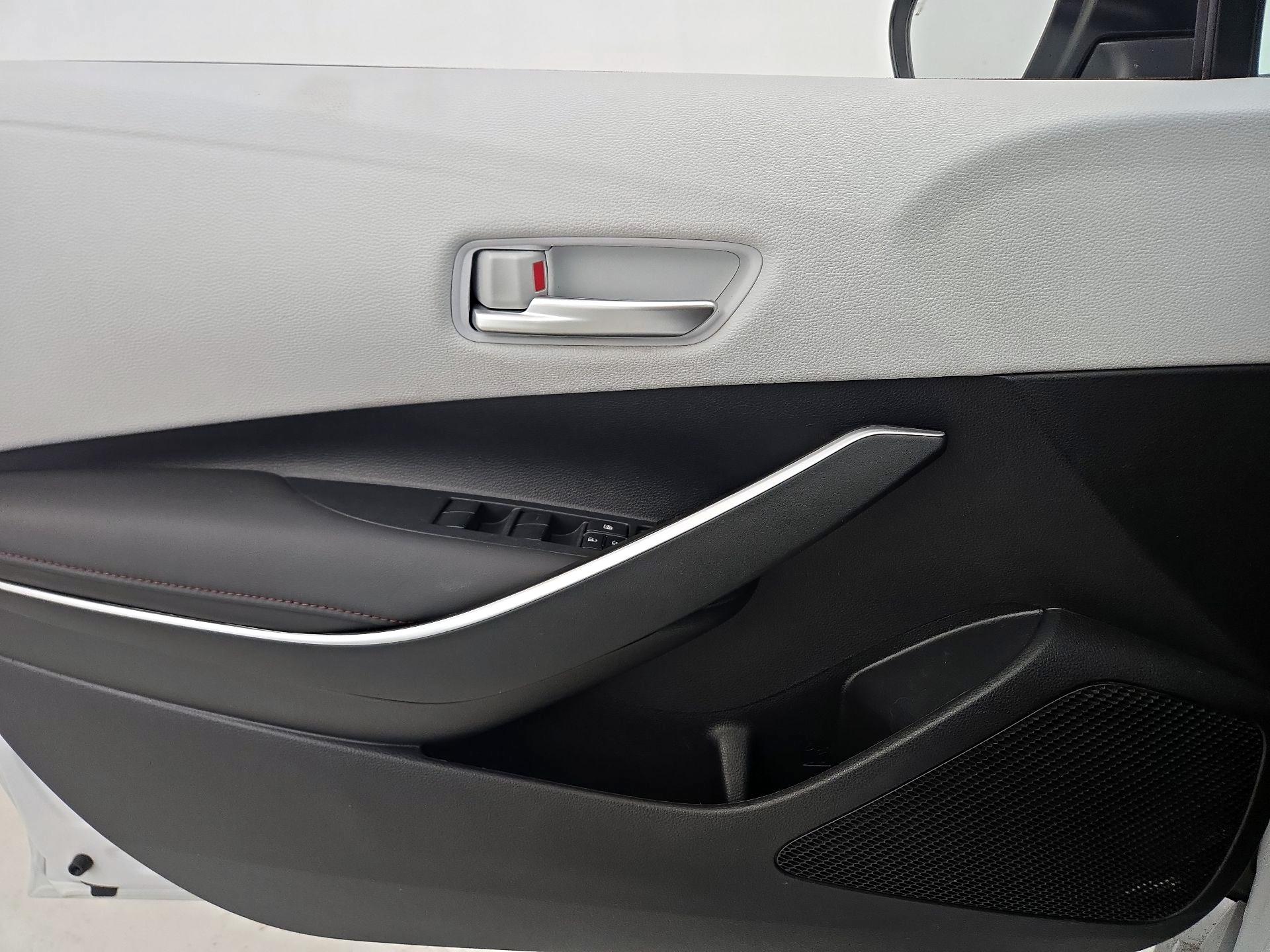 Thumbnail: 2023 Toyota Corolla - 12