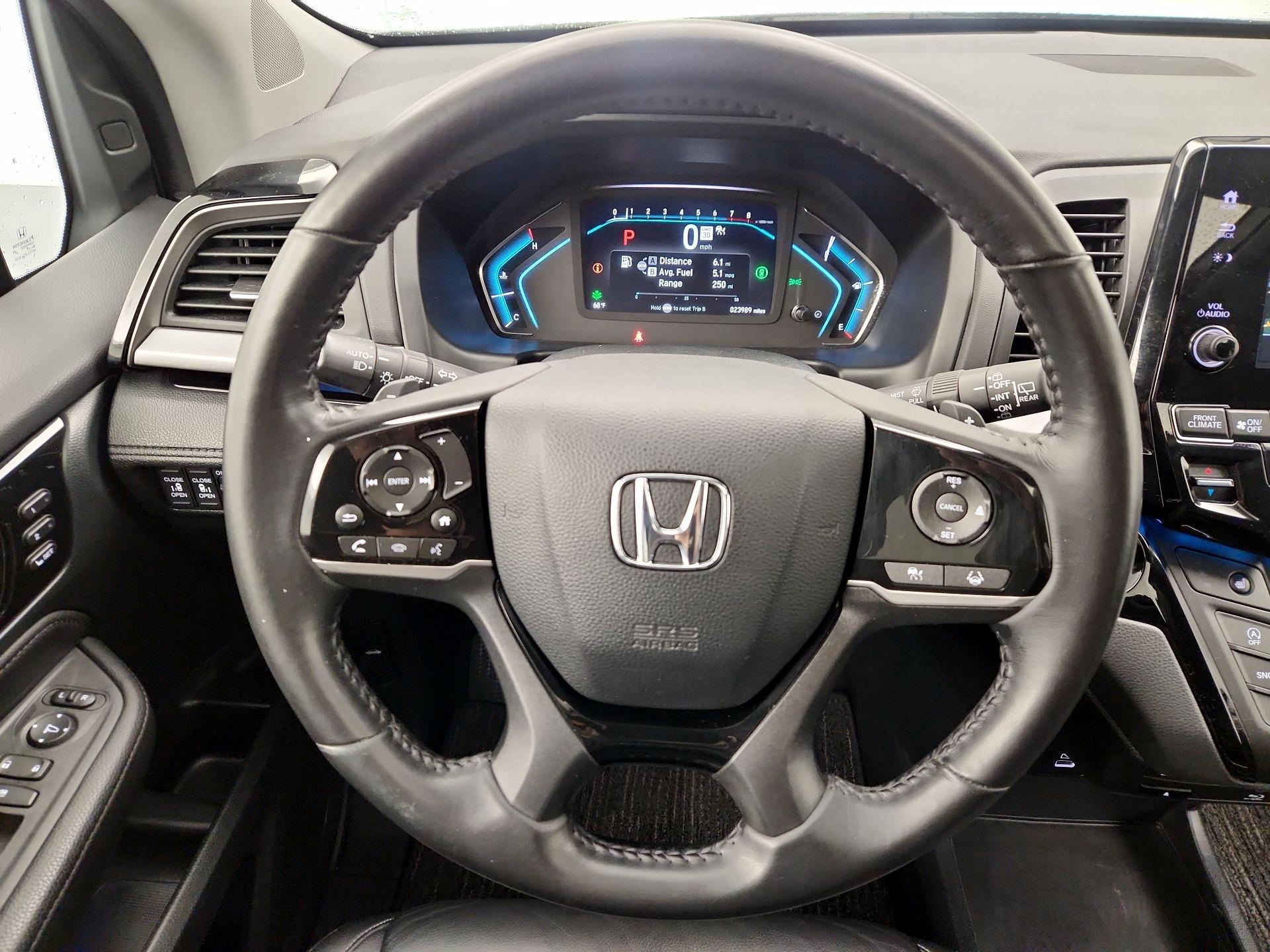 Thumbnail: 2023 Honda Odyssey - 10