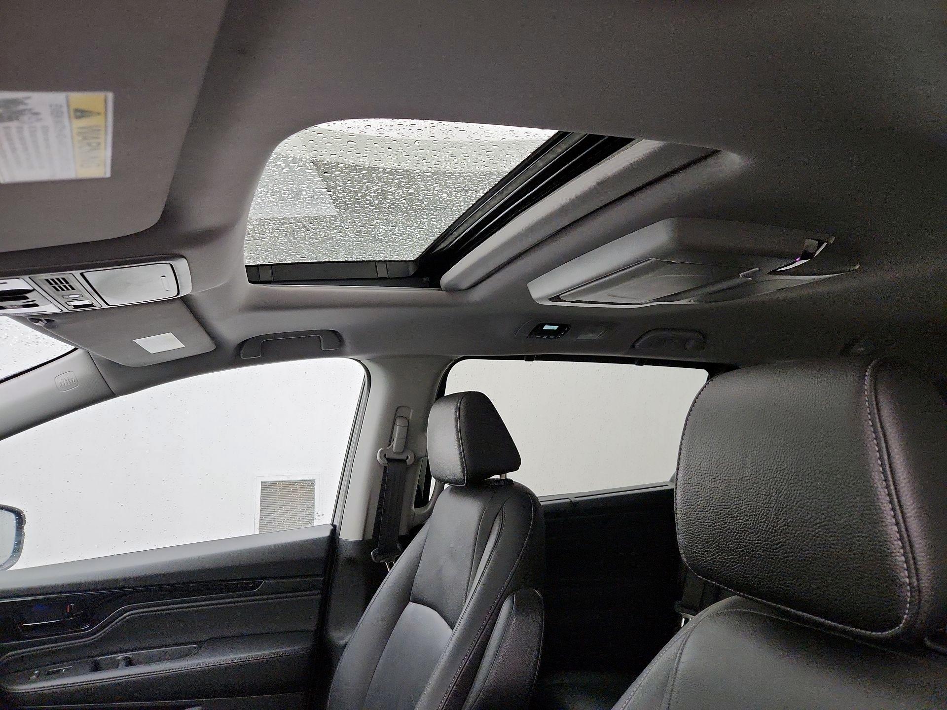 Thumbnail: 2023 Honda Odyssey - 20