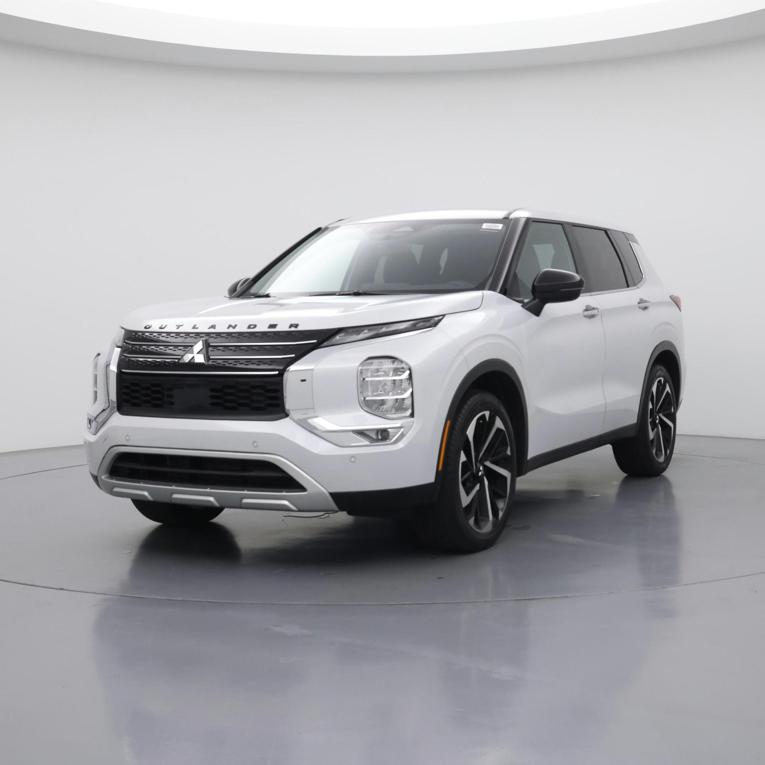 Thumbnail: 2024 Mitsubishi Outlander - 4