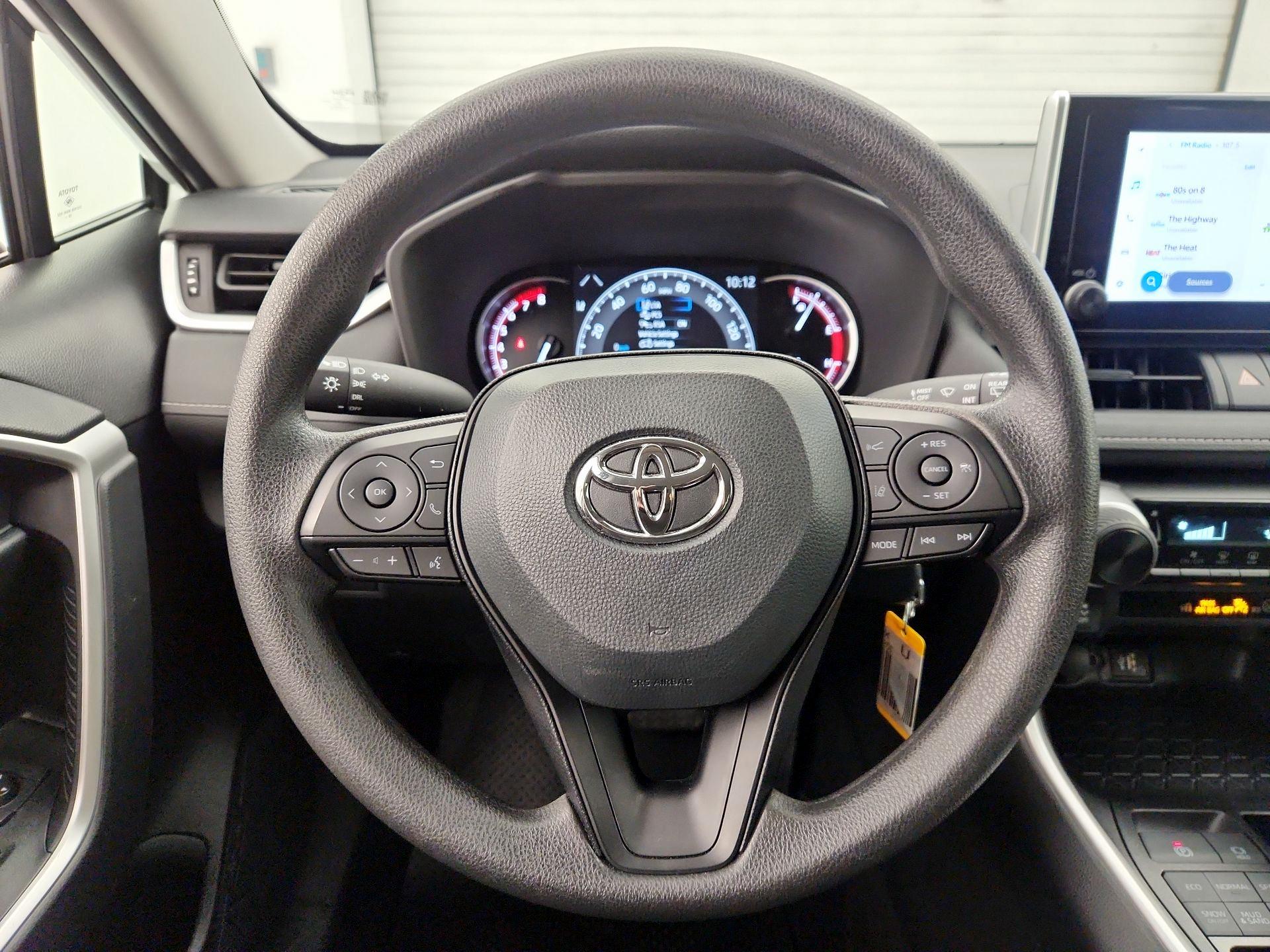 Thumbnail: 2025 Toyota RAV4 - 10