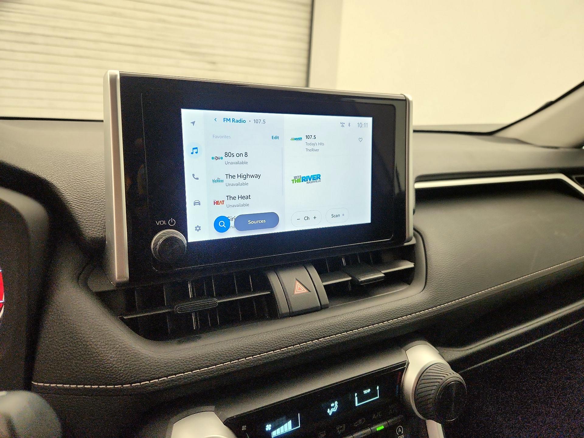 Thumbnail: 2025 Toyota RAV4 - 15