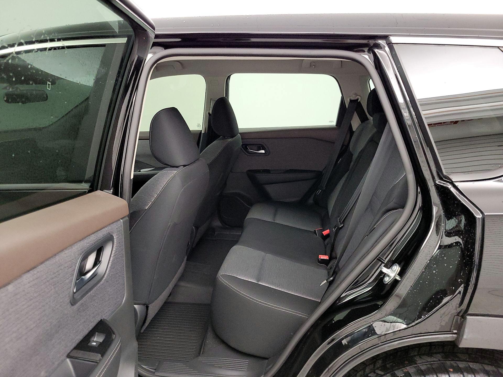 Thumbnail: 2023 Nissan Rogue - 19