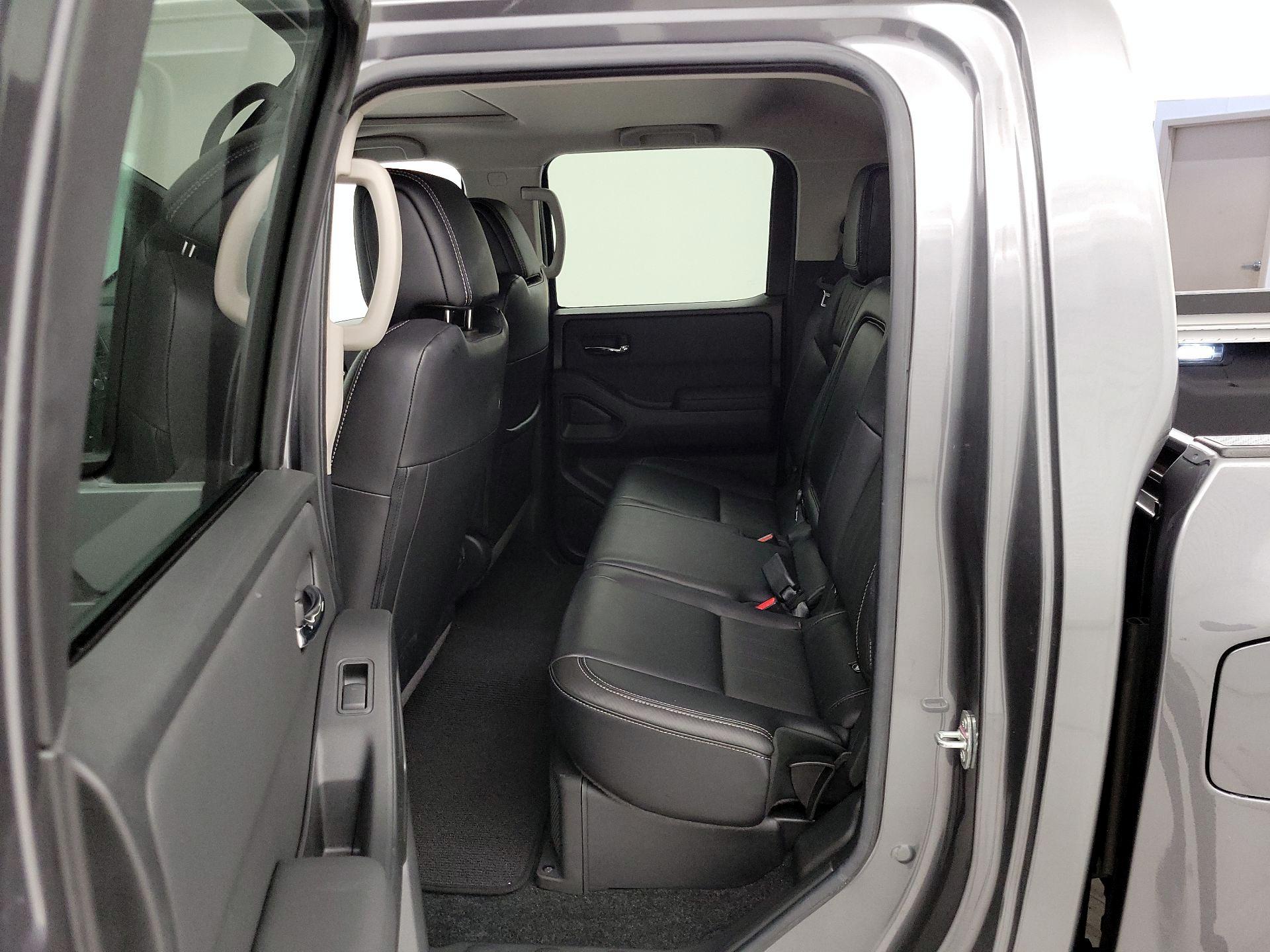 Thumbnail: 2024 Nissan Frontier - 19