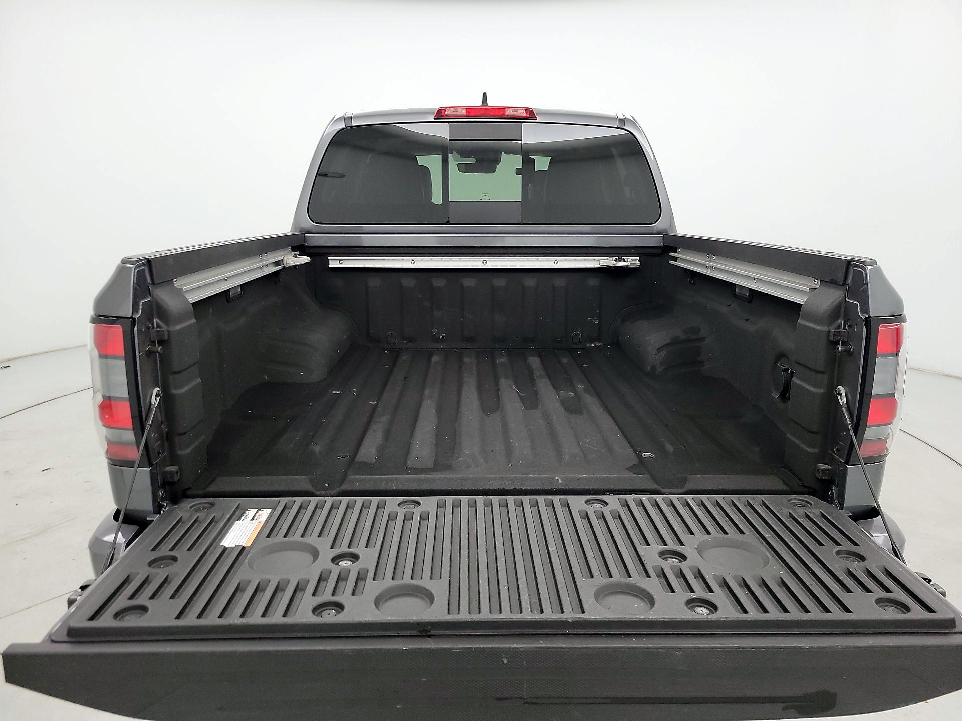 Thumbnail: 2024 Nissan Frontier - 20