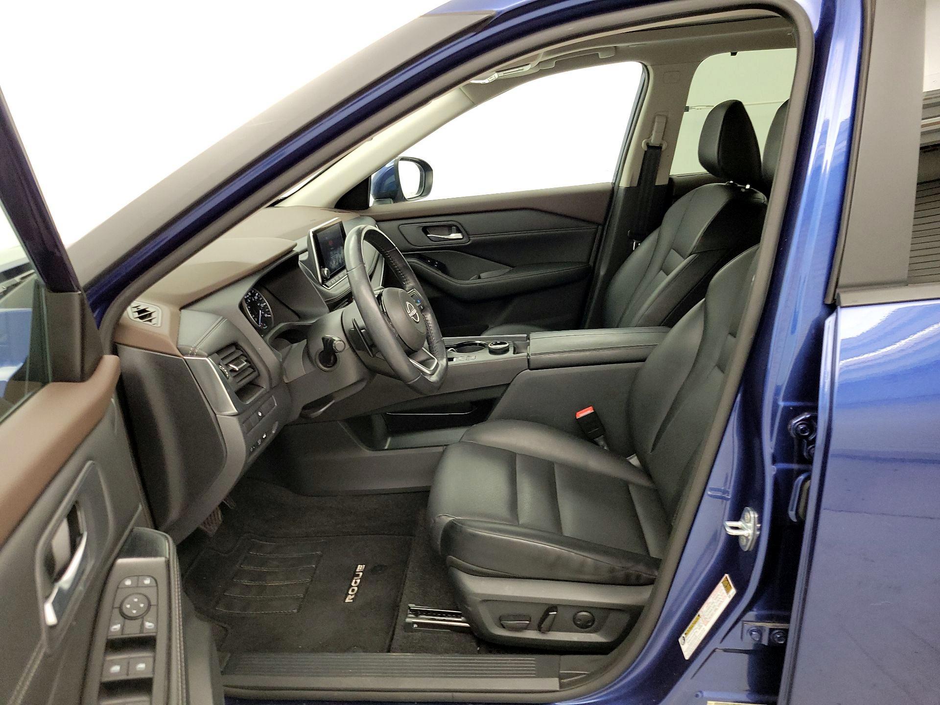 Thumbnail: 2023 Nissan Rogue - 11