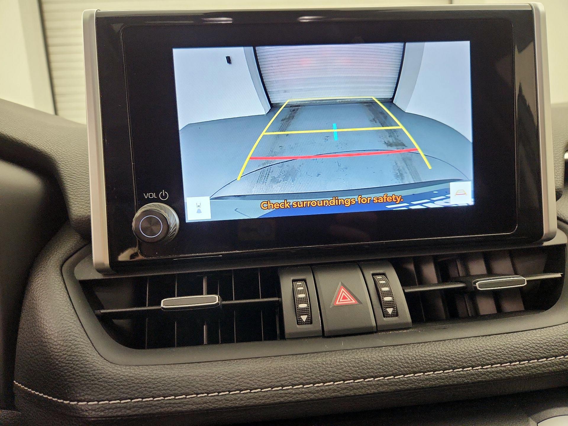 Thumbnail: 2023 Toyota RAV4 - 14