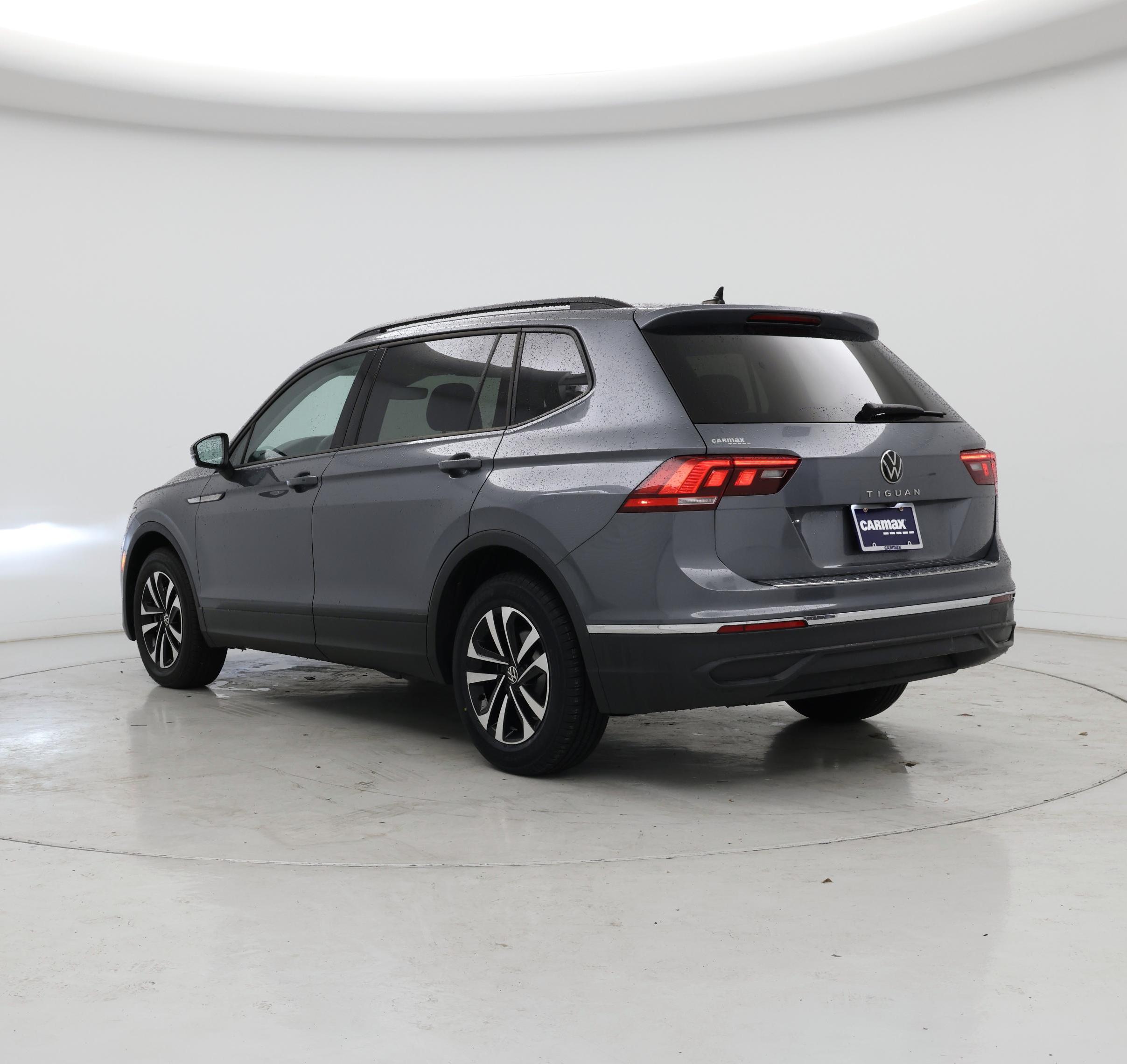 Thumbnail: 2024 Volkswagen Tiguan - 2