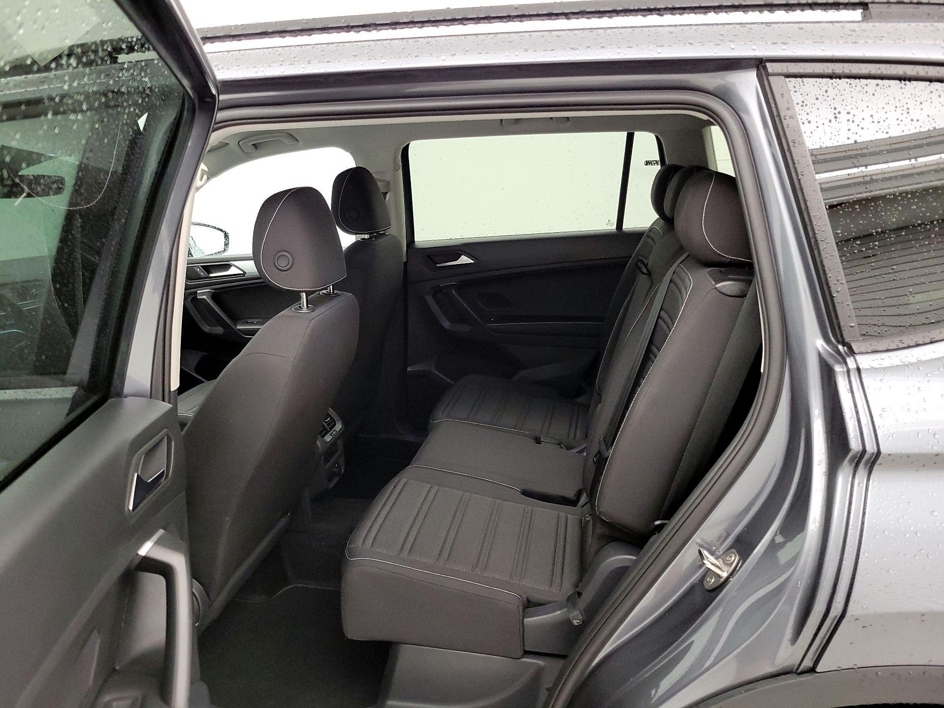 Thumbnail: 2024 Volkswagen Tiguan - 19